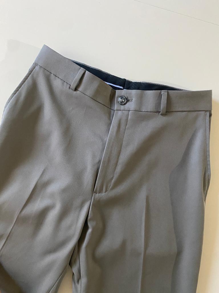 Pantalones grises, Talla 31, Hombre