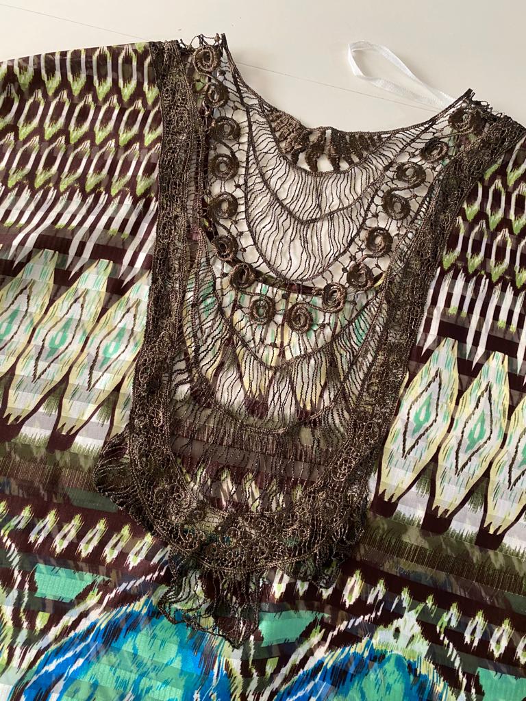 Blusa traslucida, Talla M, Mujer