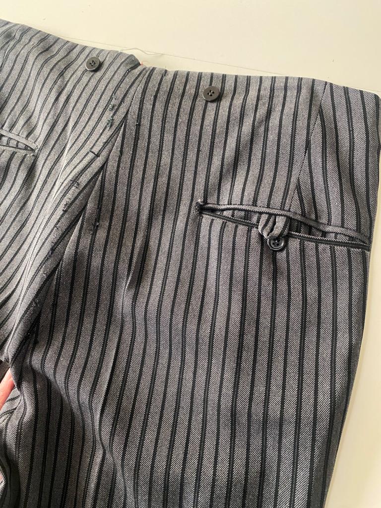 RENTA Pantalones pin stripe epoca, Talla 30-34, Hombre