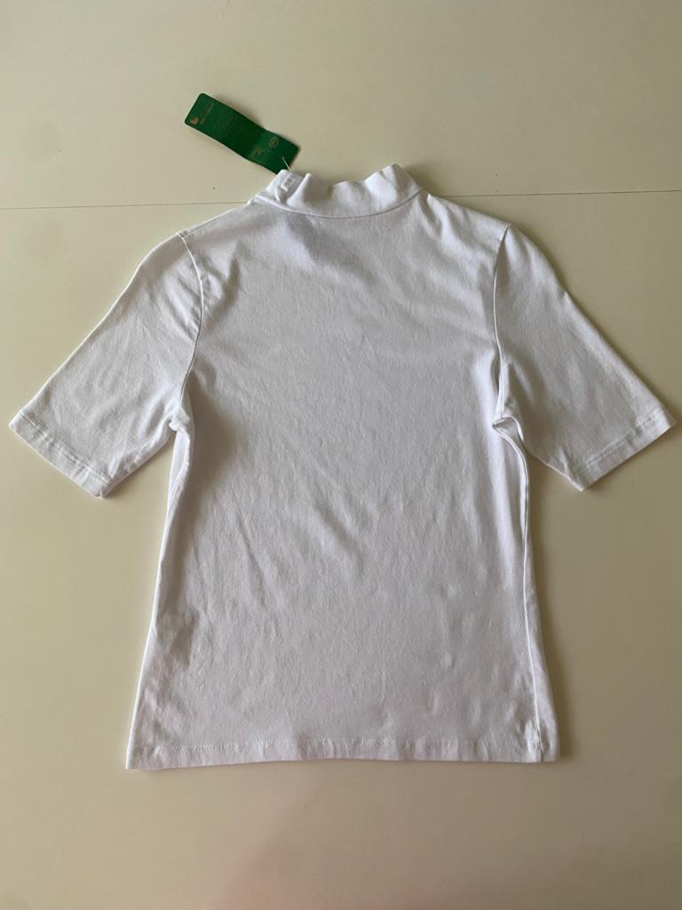 Playera blanca cuello alto, Talla S, Mujer
