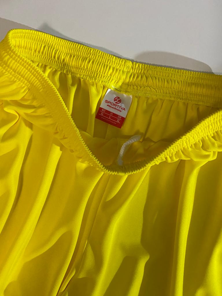 Shorts deportivos amarillos, Talla L, Hombre