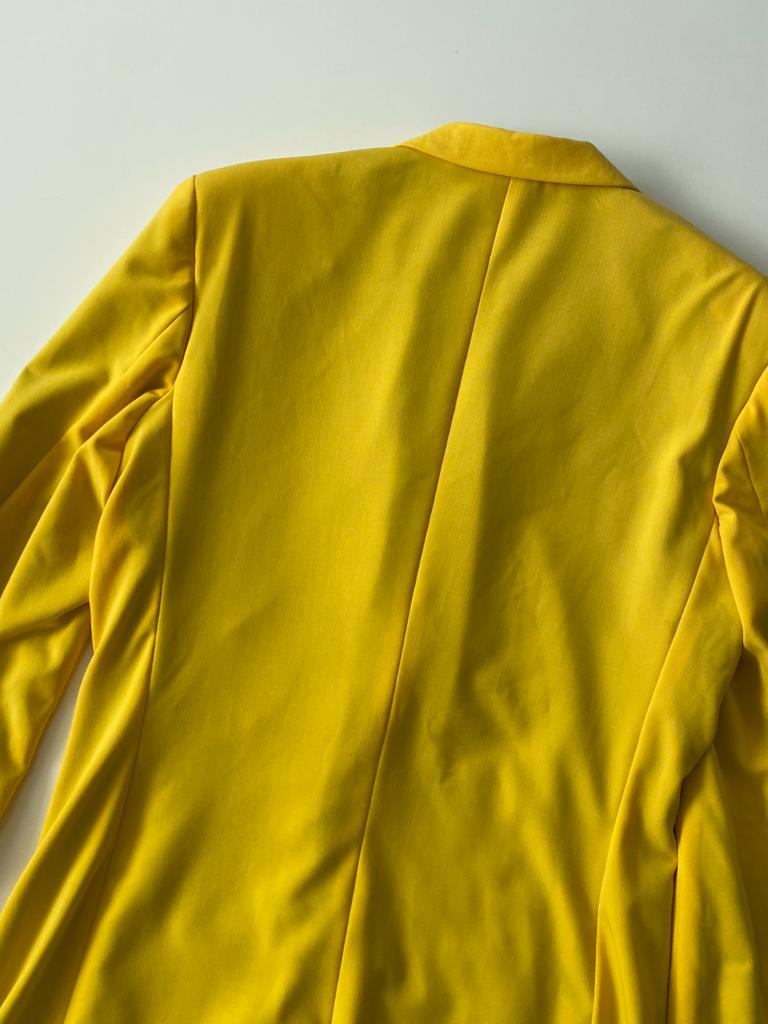 Frac amarillo, Talla M, Hombre