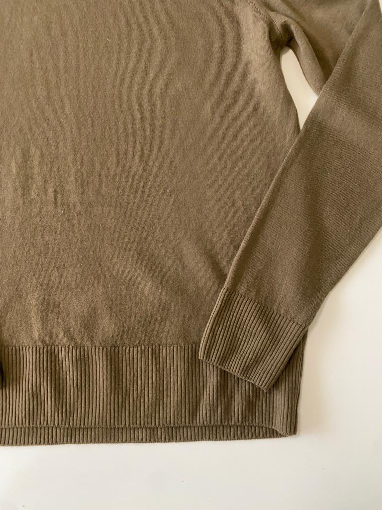 Cuello de tortuga cafe, Talla M, Hombre