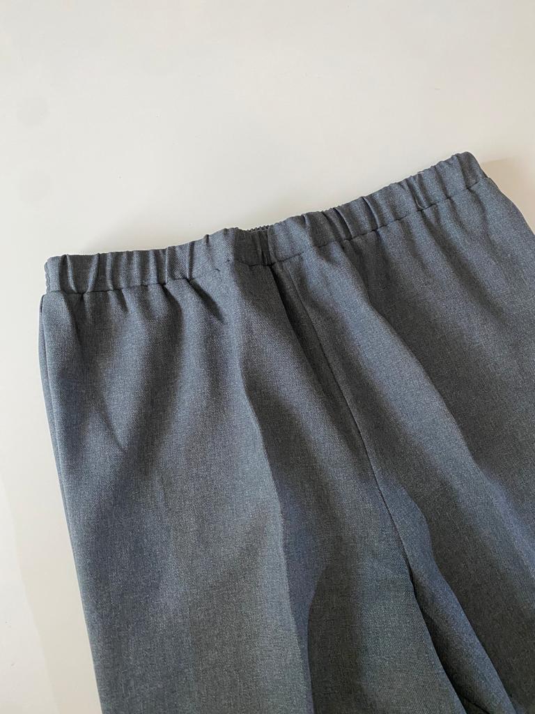 Pantalon gris de vestir con elastico , Talla 20W, Mujer