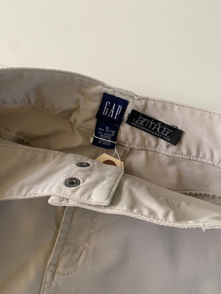 Pantalones cortos beige, Talla 8, Mujer
