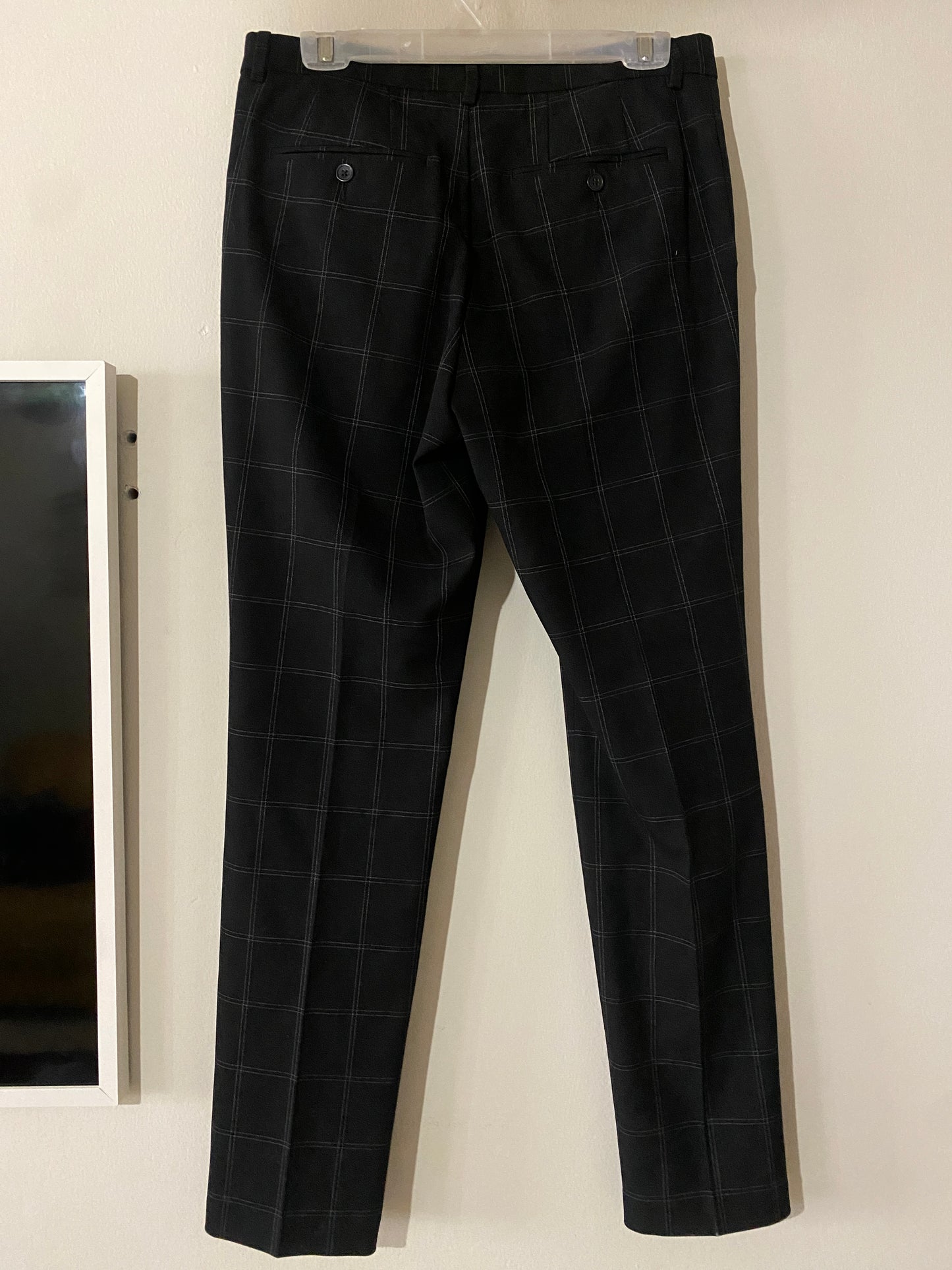 Pantalones negros estampado a cuadros, Talla 30