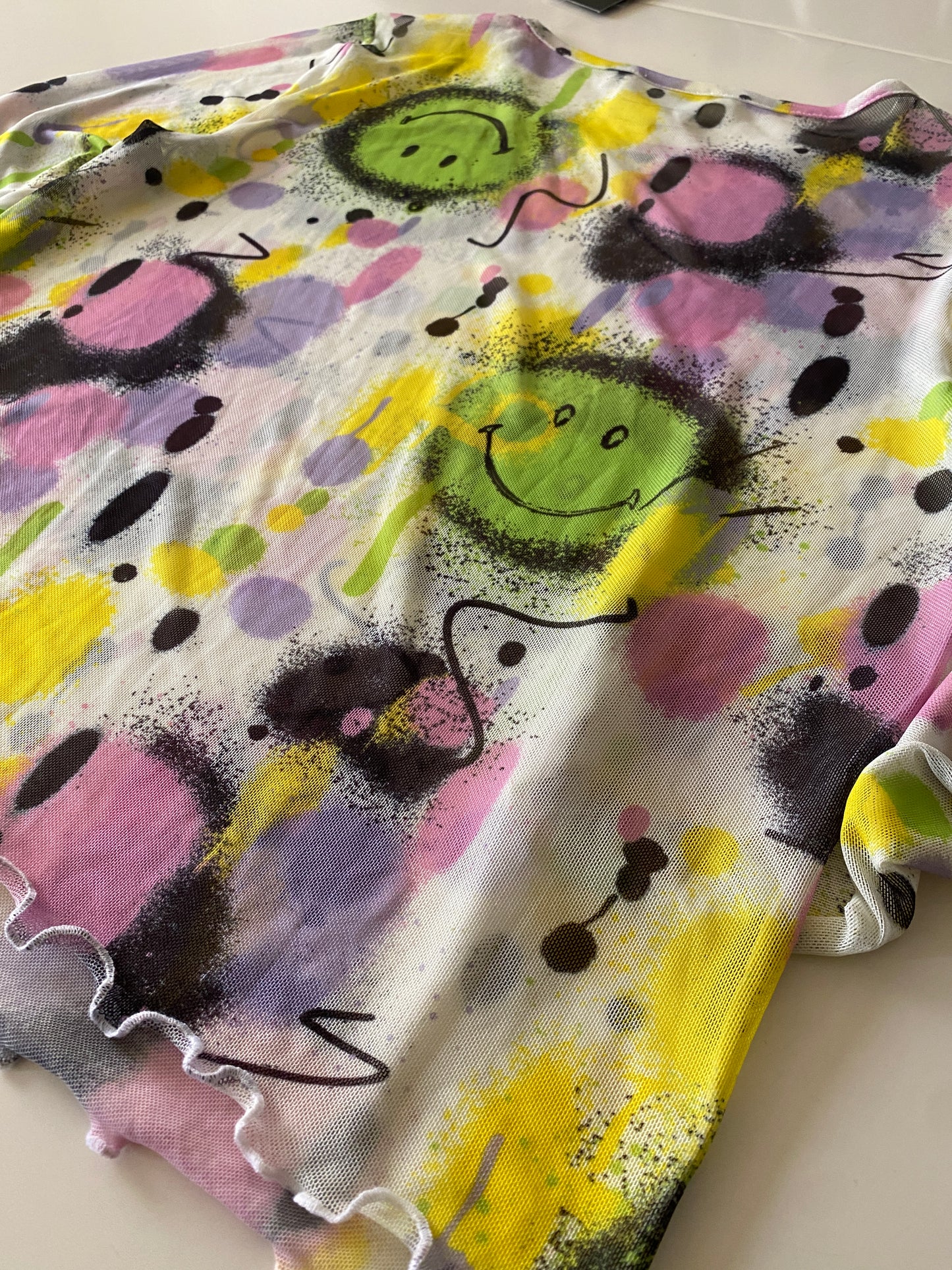 Blusa de mesh de manga larga estampada, Talla L, Mujer, NWT, Cuidado con el perro