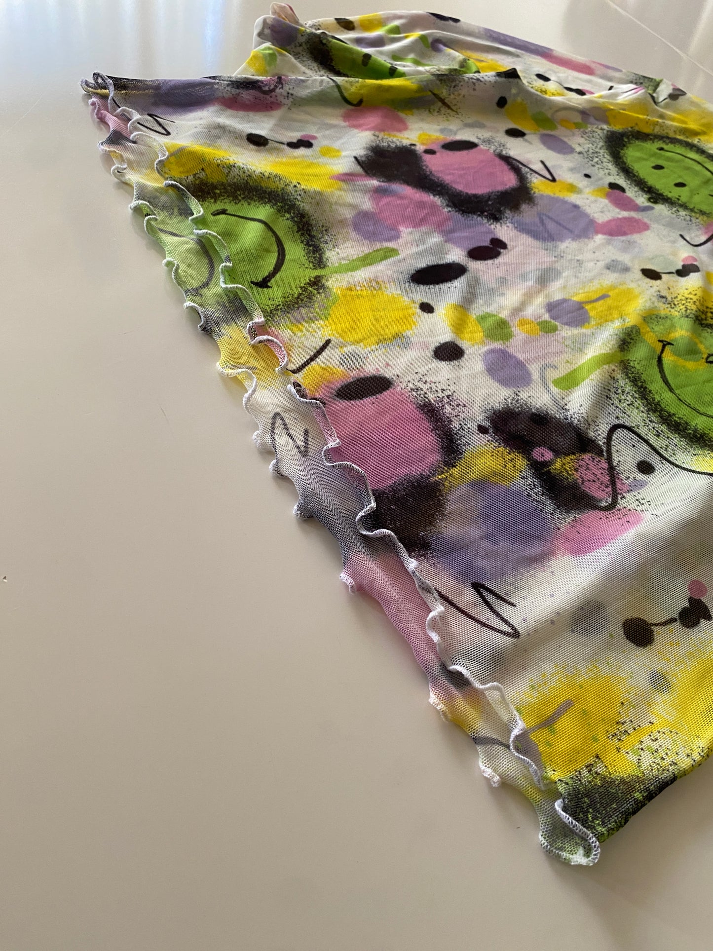 Blusa de mesh de manga larga estampada, Talla L, Mujer, NWT, Cuidado con el perro