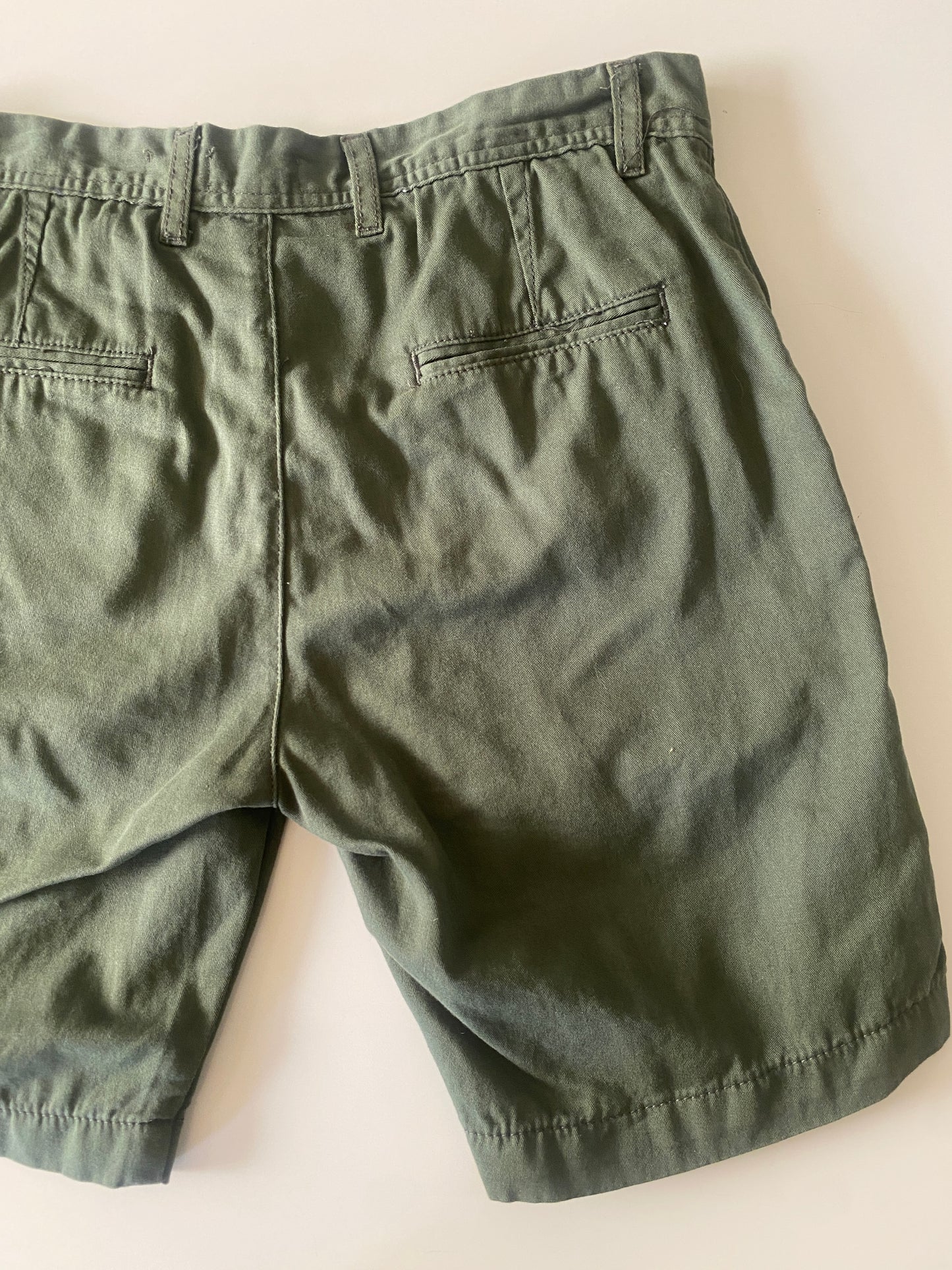 Shorts de vestir verdes, corte Slim, Talla 28, Hombre