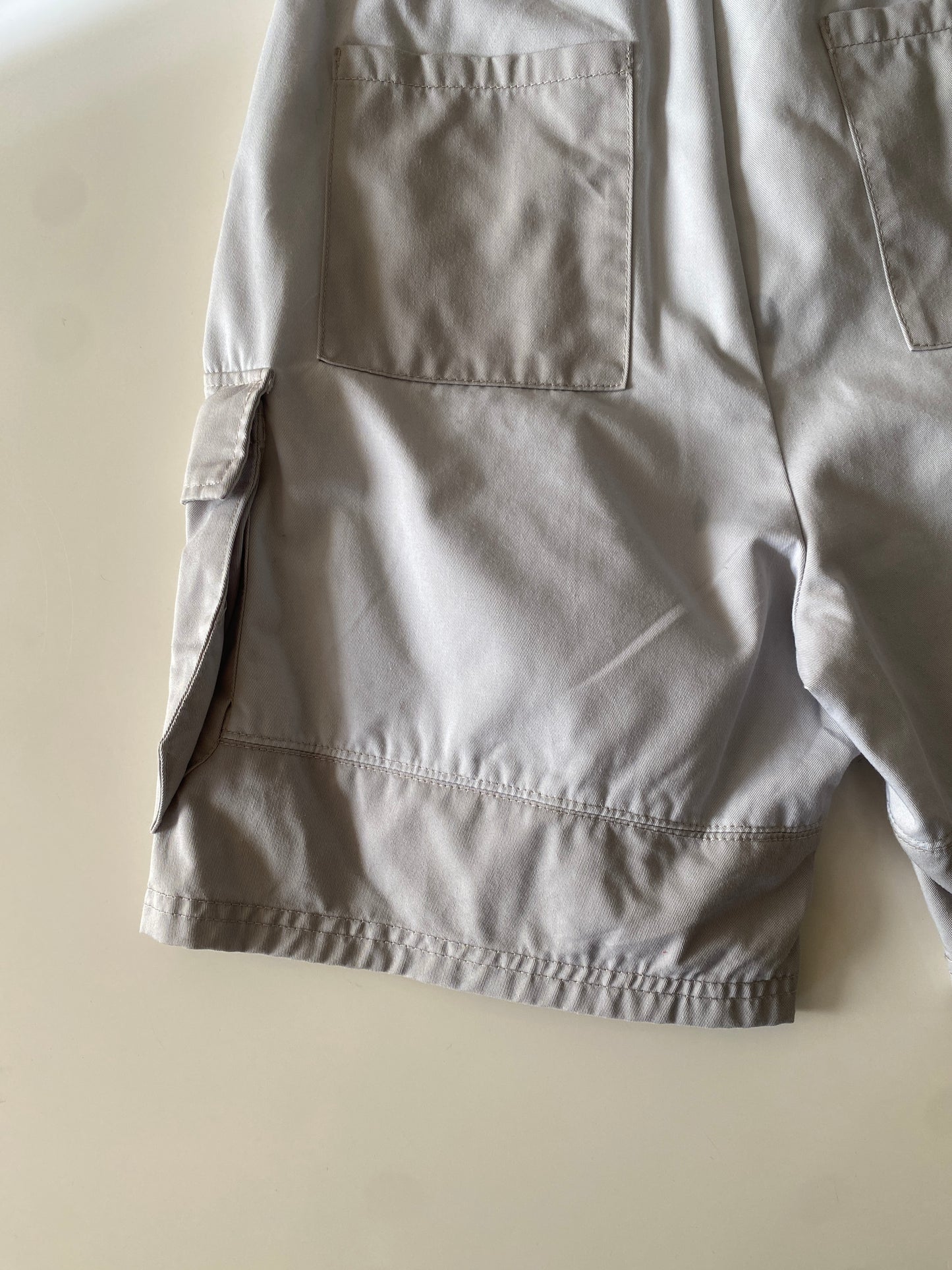 Shortis tipo cargo grises, Talla S, Hombre