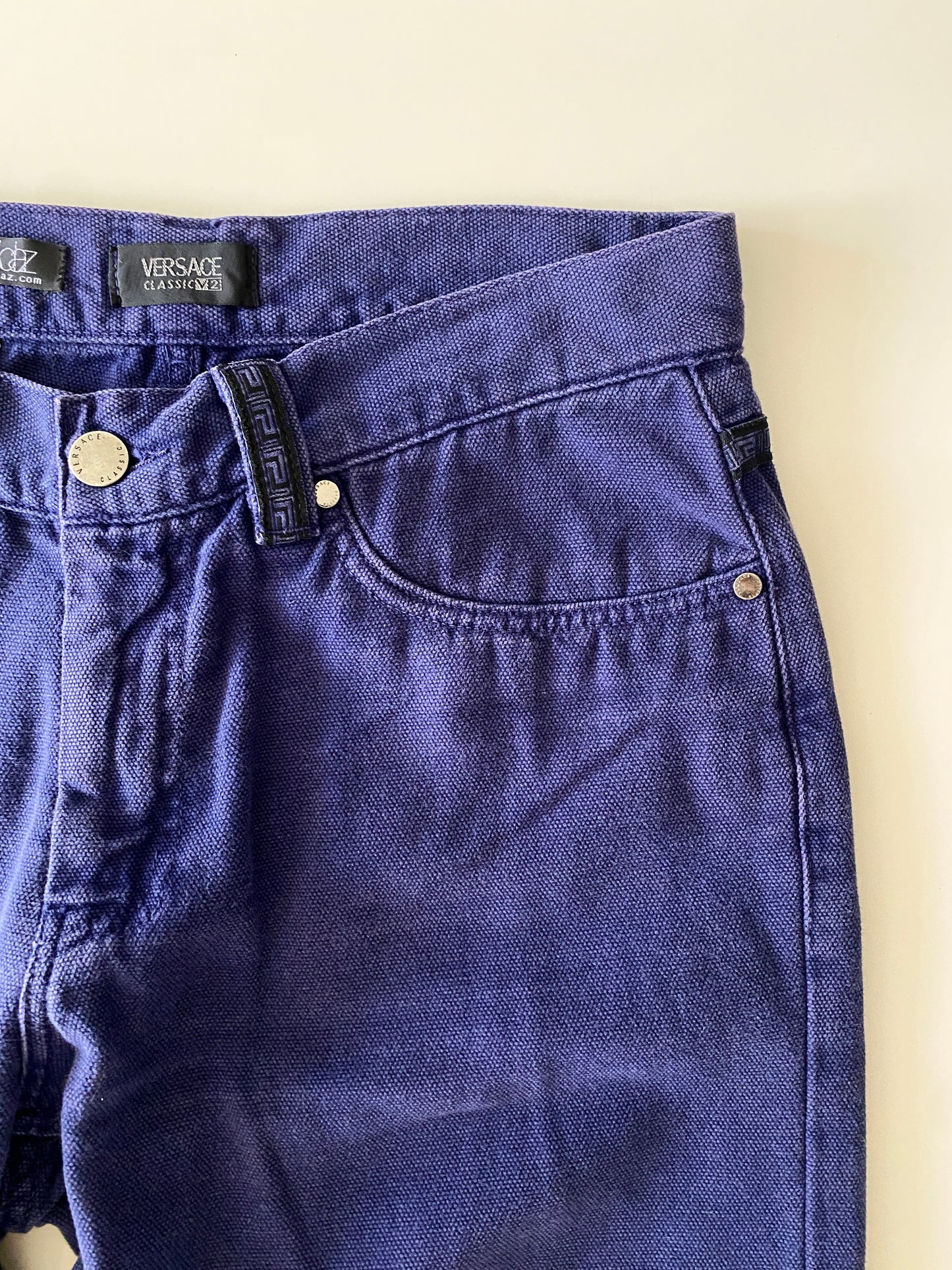 Jeans morados de diseñador, Talla 33, Hombre