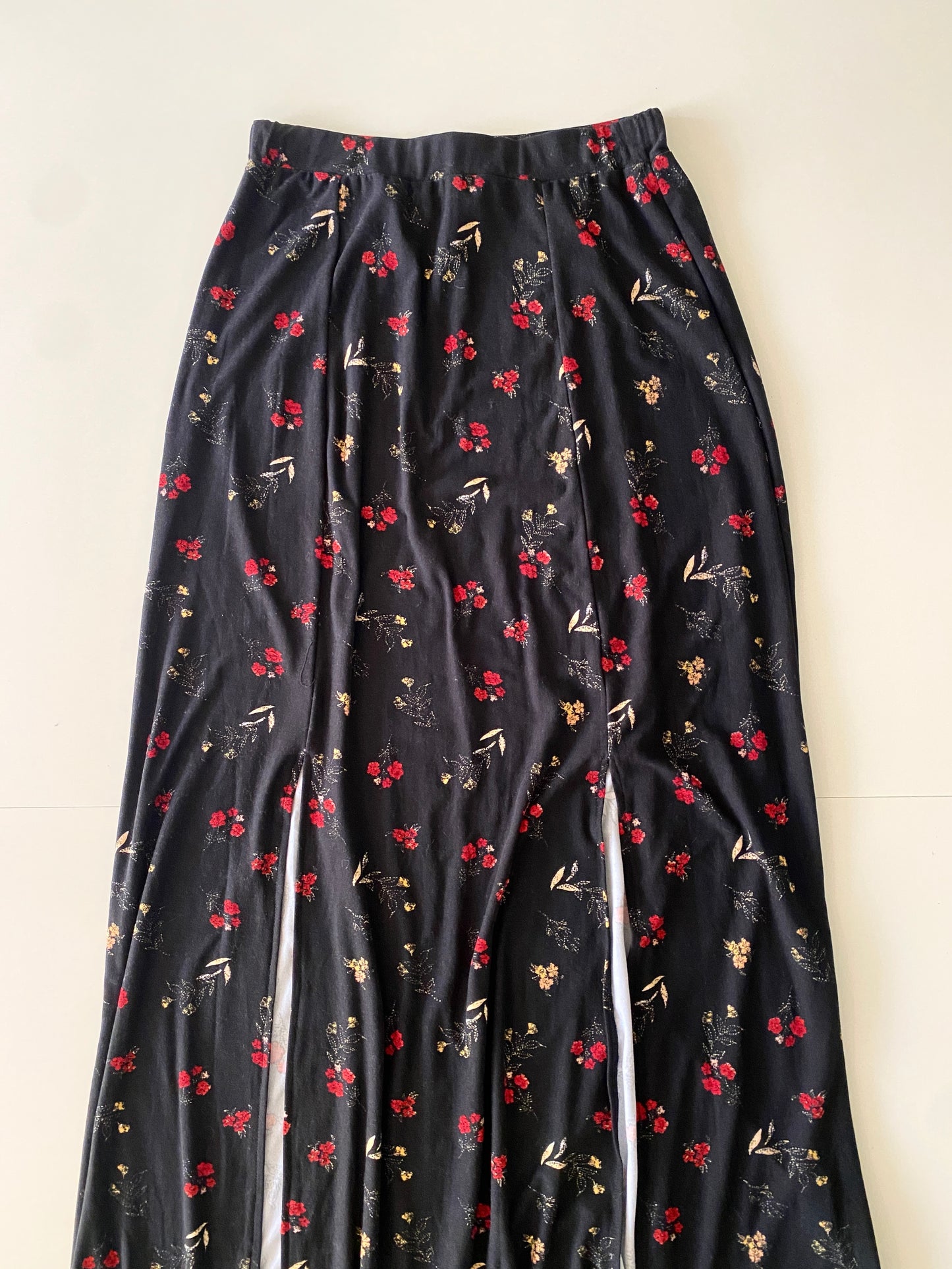 Falda con aberturas al frente, estampado flores, Talla S, Mujer