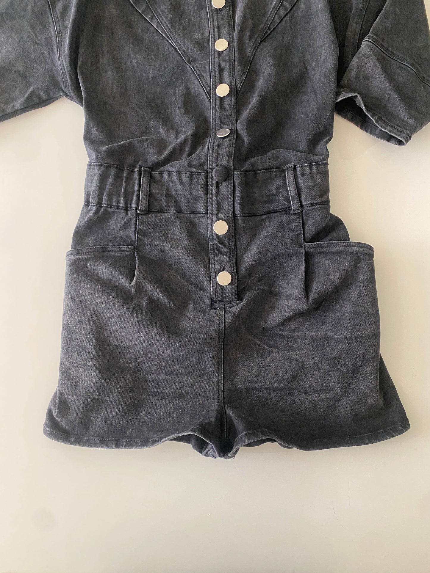 Jumper de mezclilla negro deslavado, Talla S, Mujer