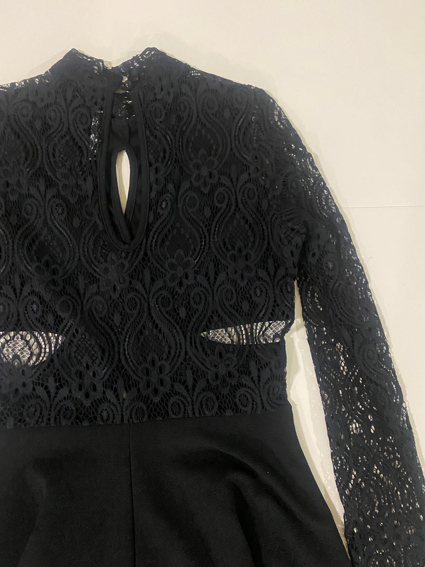Vestido negro con encaje , Talla S