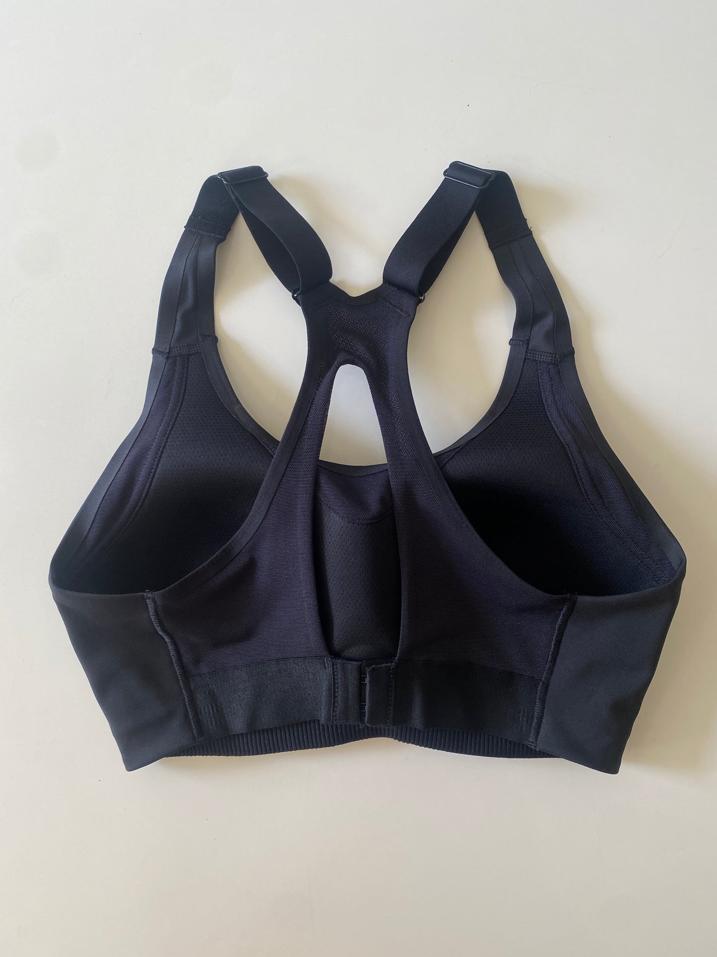 Top Deportivo Adidas, Talla M