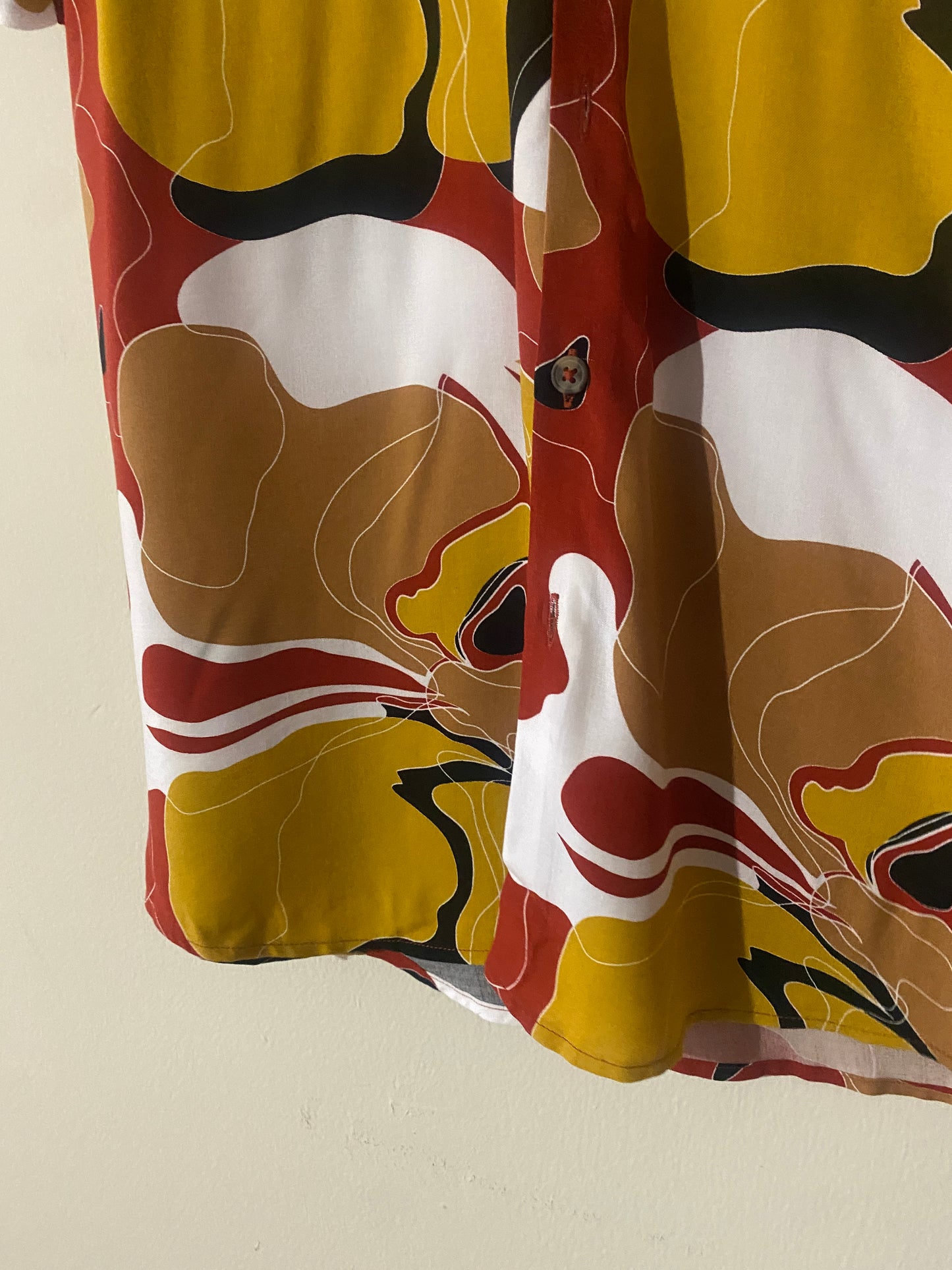 Camisa manga corta estampada, Talla M, NWT