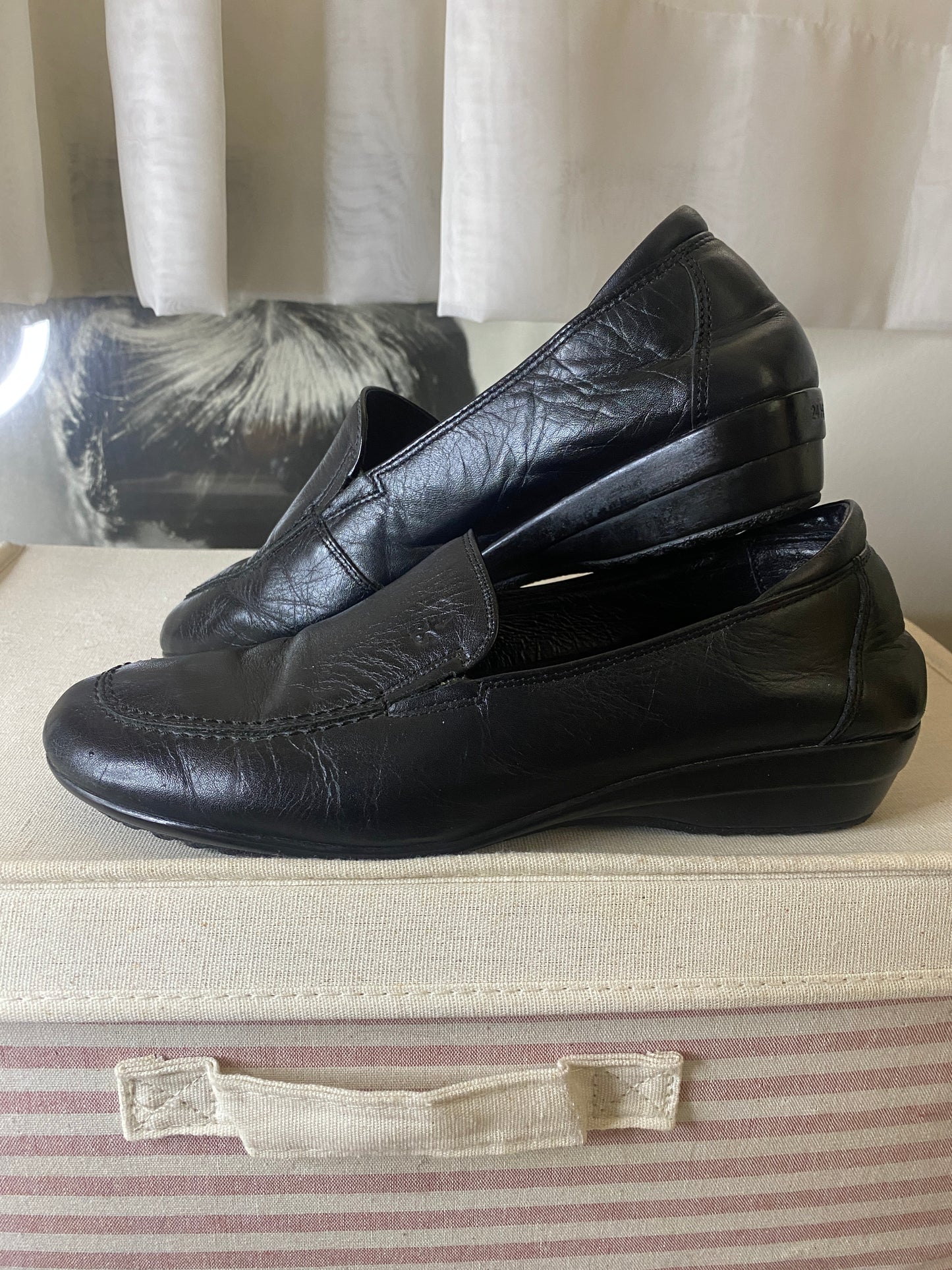 Loafers negros, Talla 6.5Usa