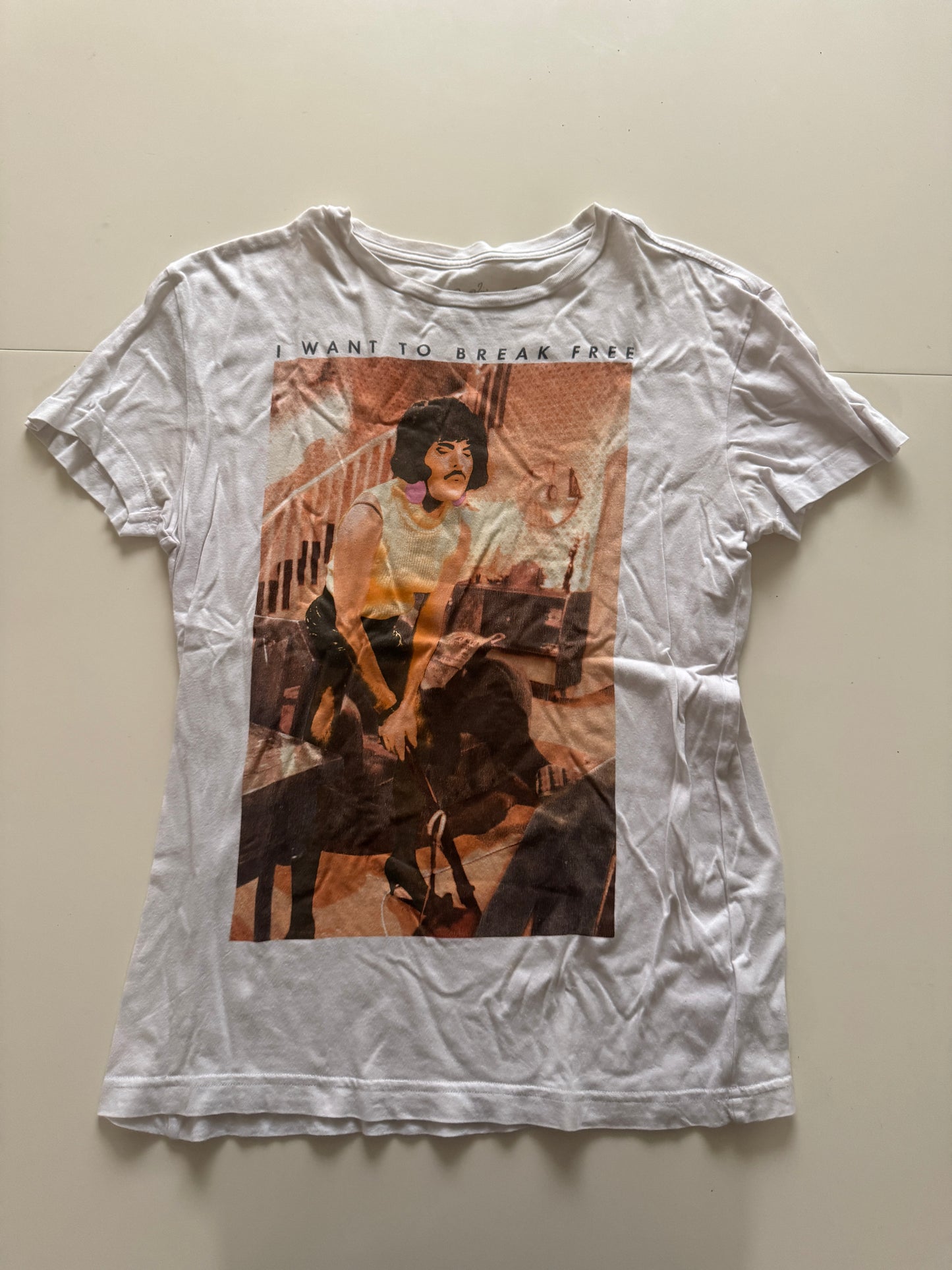 Playera "I want to break free", Talla XS, Hombre, C&A