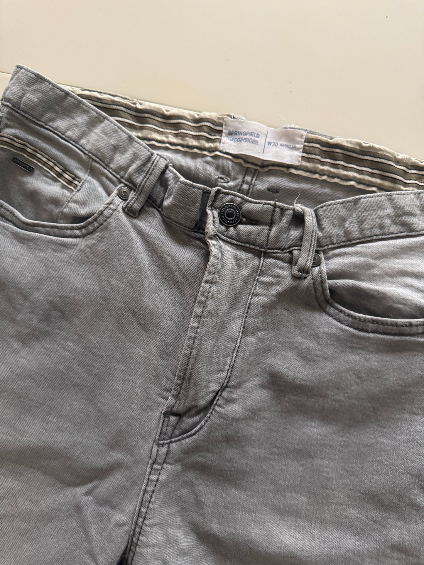 Shorts mezclilla grises, Talla 30W, Springfield, Hombre