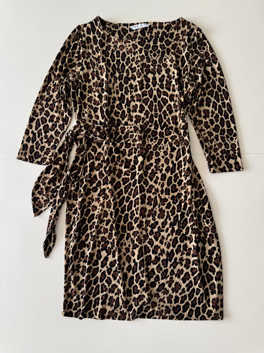 Vestido animal print cafe, Talla S/M Petite, Mujer, Peter Nygard
