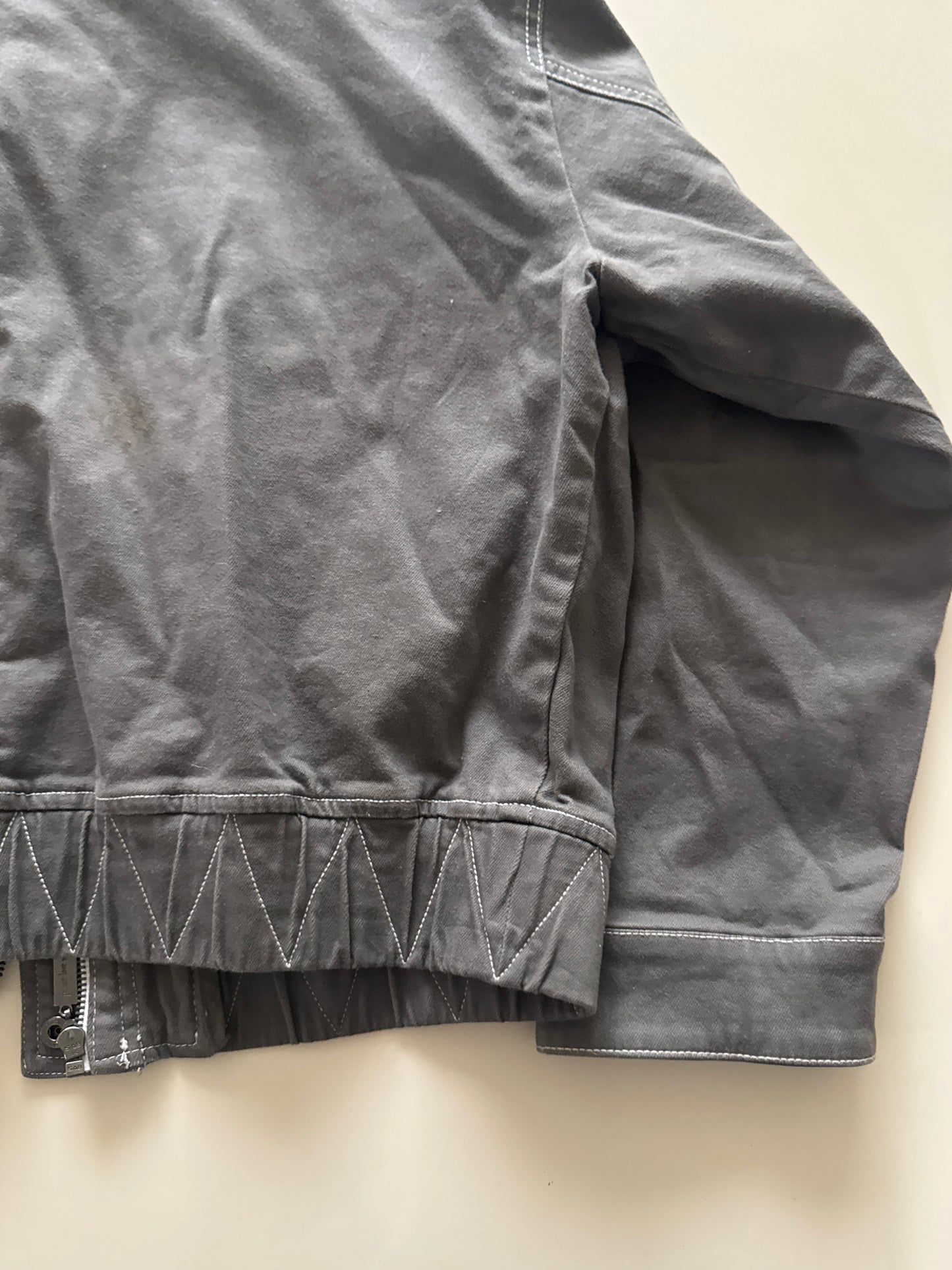 Chaqueta ligera gris de mezclilla, Talla M, Mujer, Peace love world