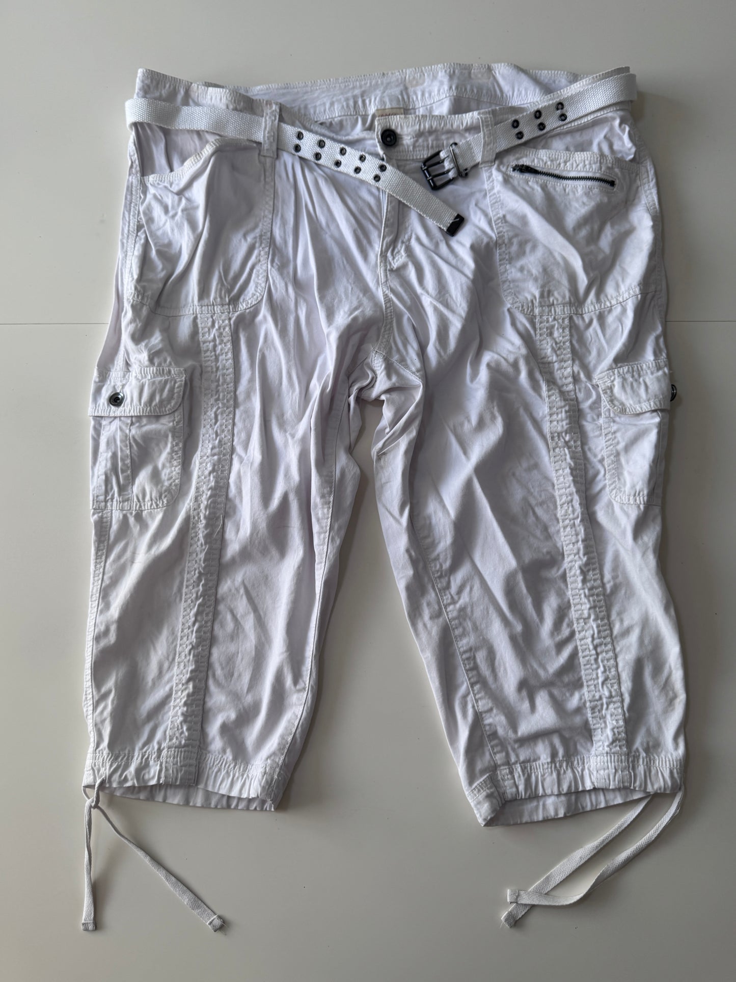 Pantalones capri blancos, Talla 18, 2XL, Mujer, Faded Glory