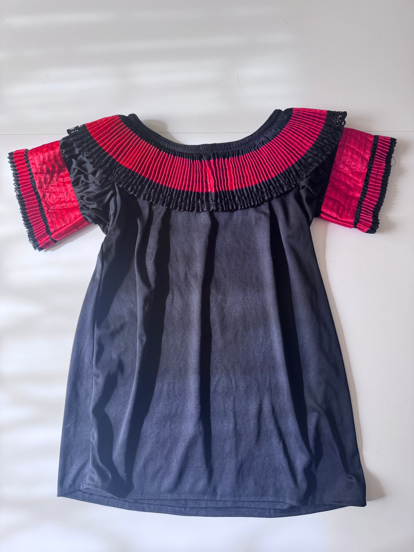 Blusa negra artesanal, Talla S/M, Mujer