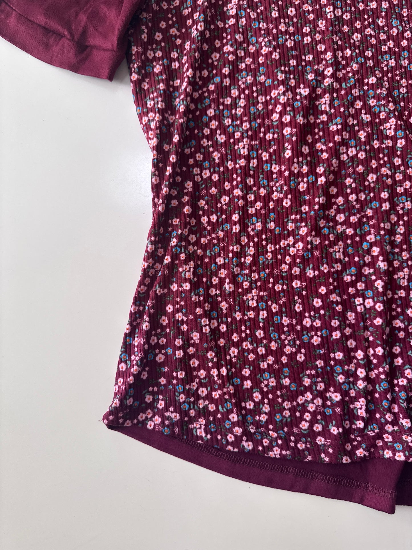 Playera estampada guinda, Talla M/L, Mujer, Creaciones HR