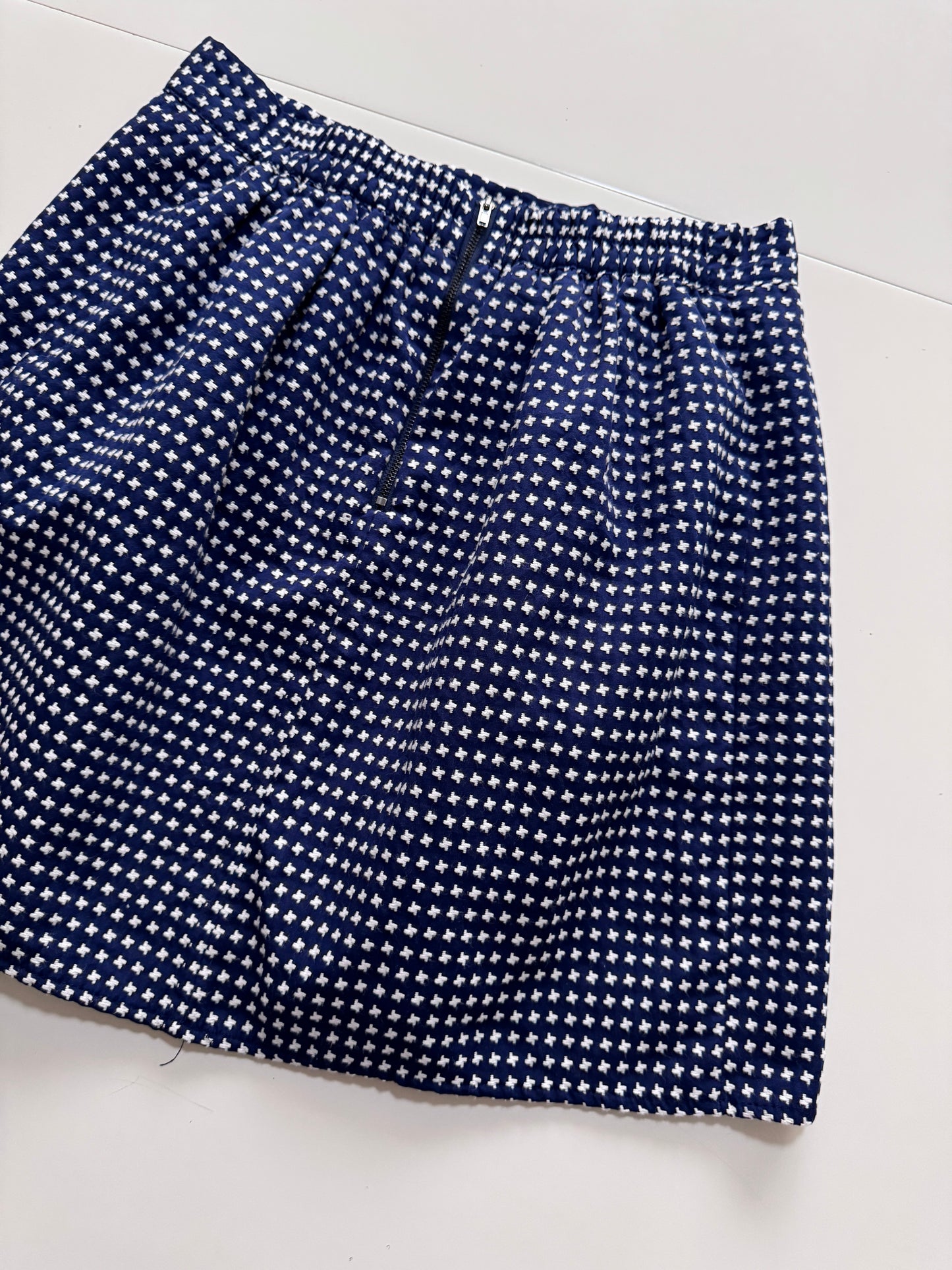 Falda azul marino, Talla M, Mujer