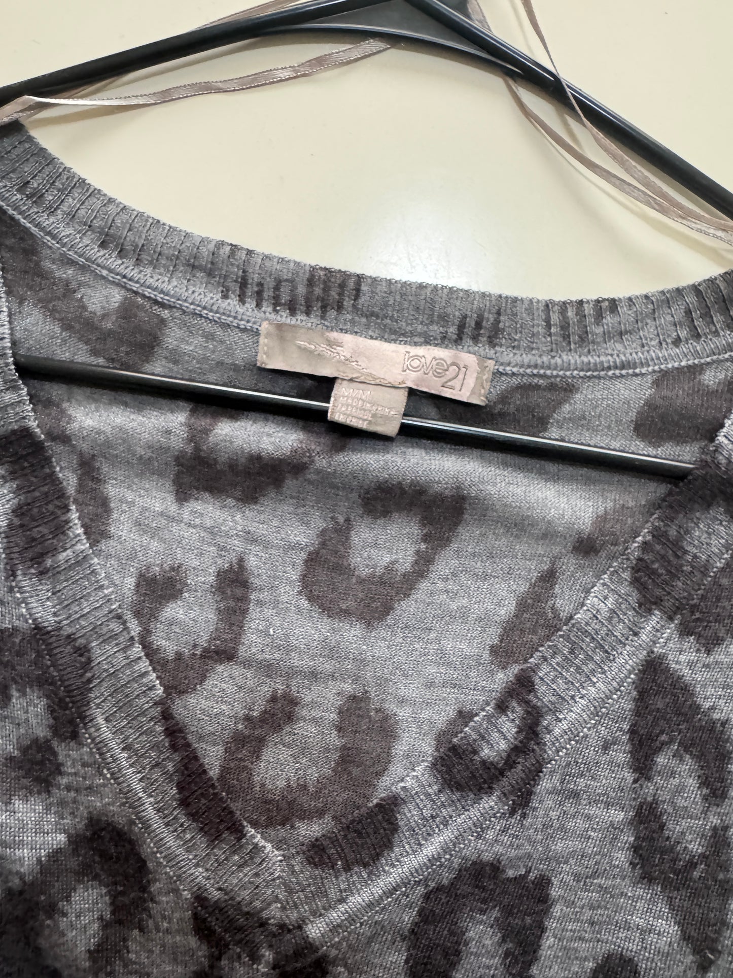 Vestido tejido estampado animal print, Talla M, Mujer, Love 21