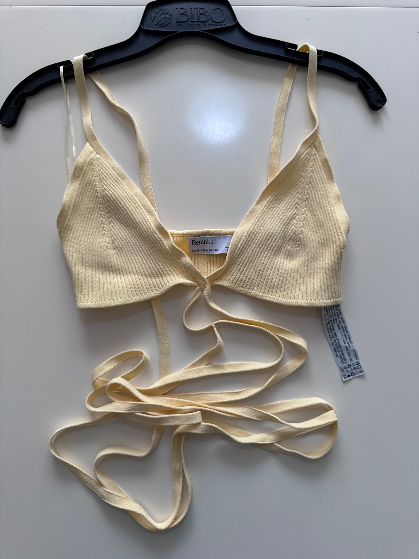 Crop top tejido amarillo, Talla M, Mujer, Bershka