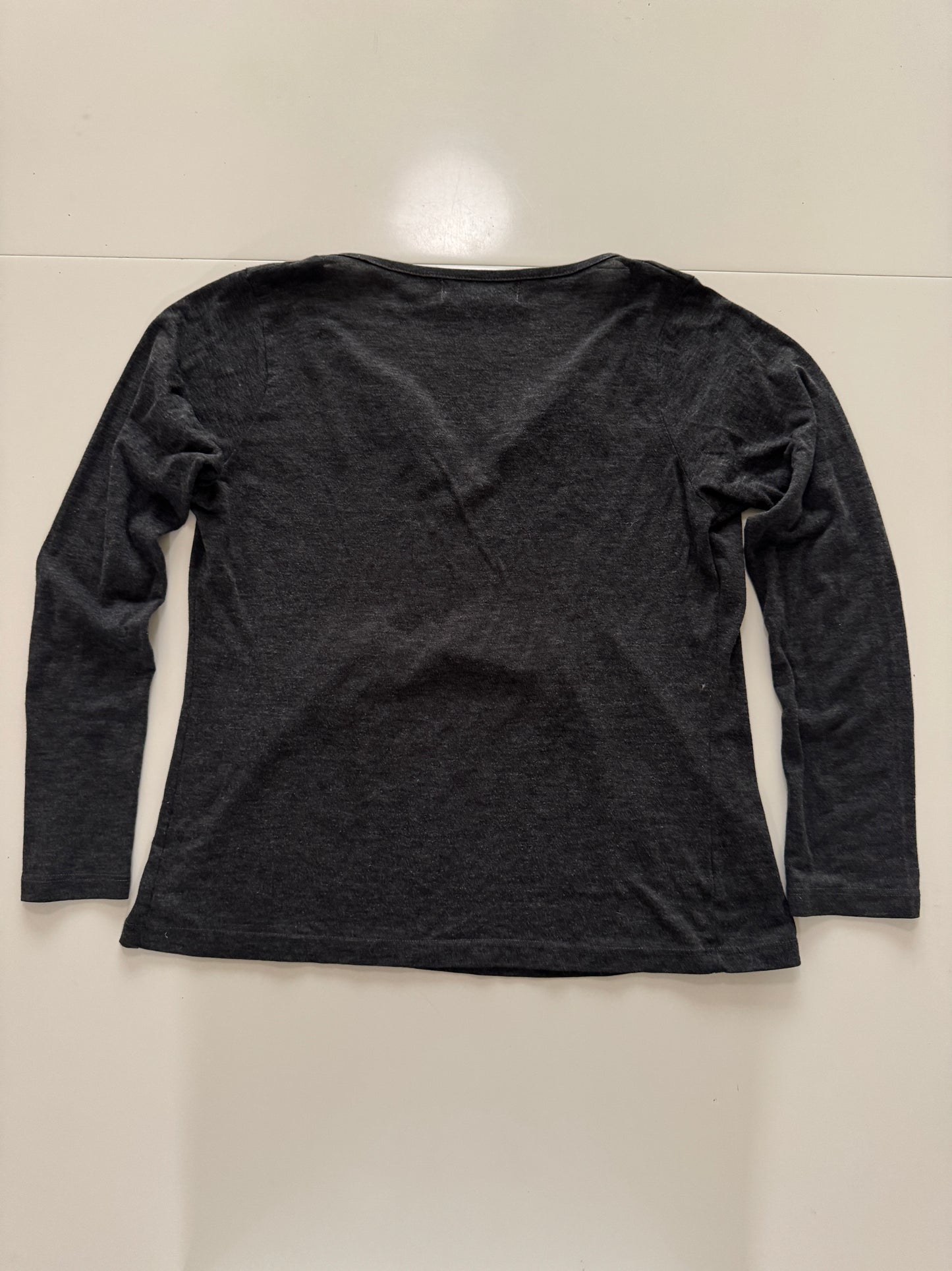 Playera gris, Talla 14 niña