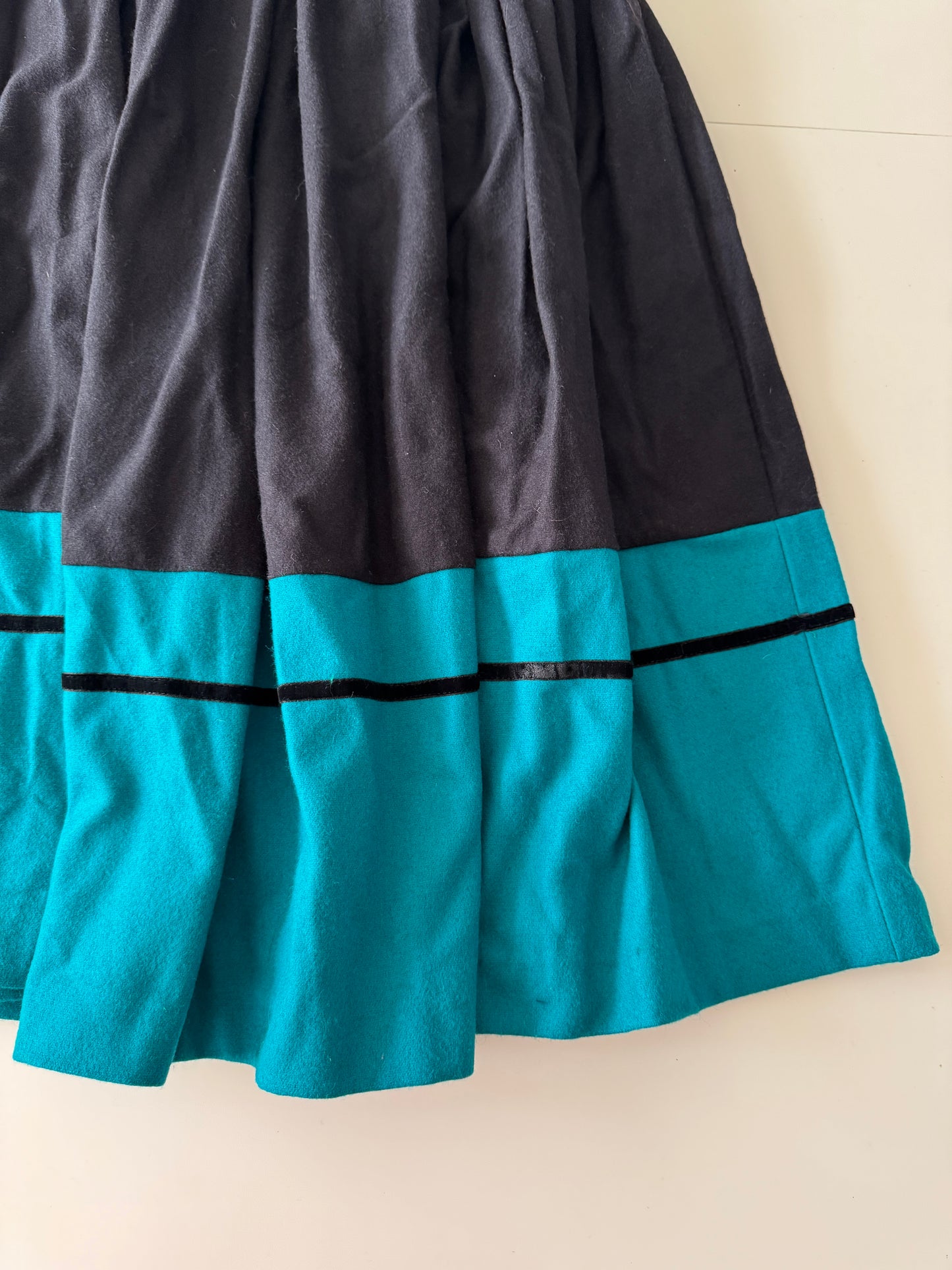 Falda de lana circular, Talla Xs, Mujer