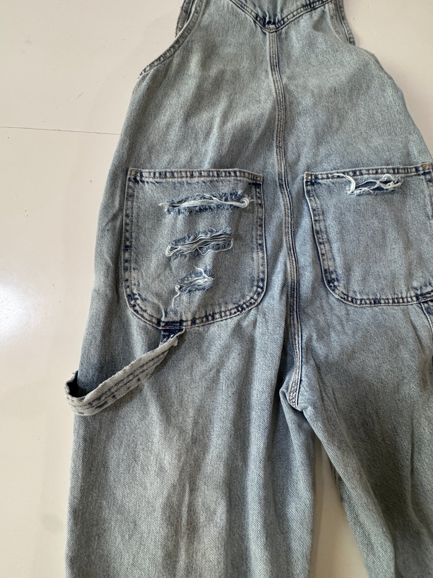 Overall distress, Talla M, Hombre, H&M