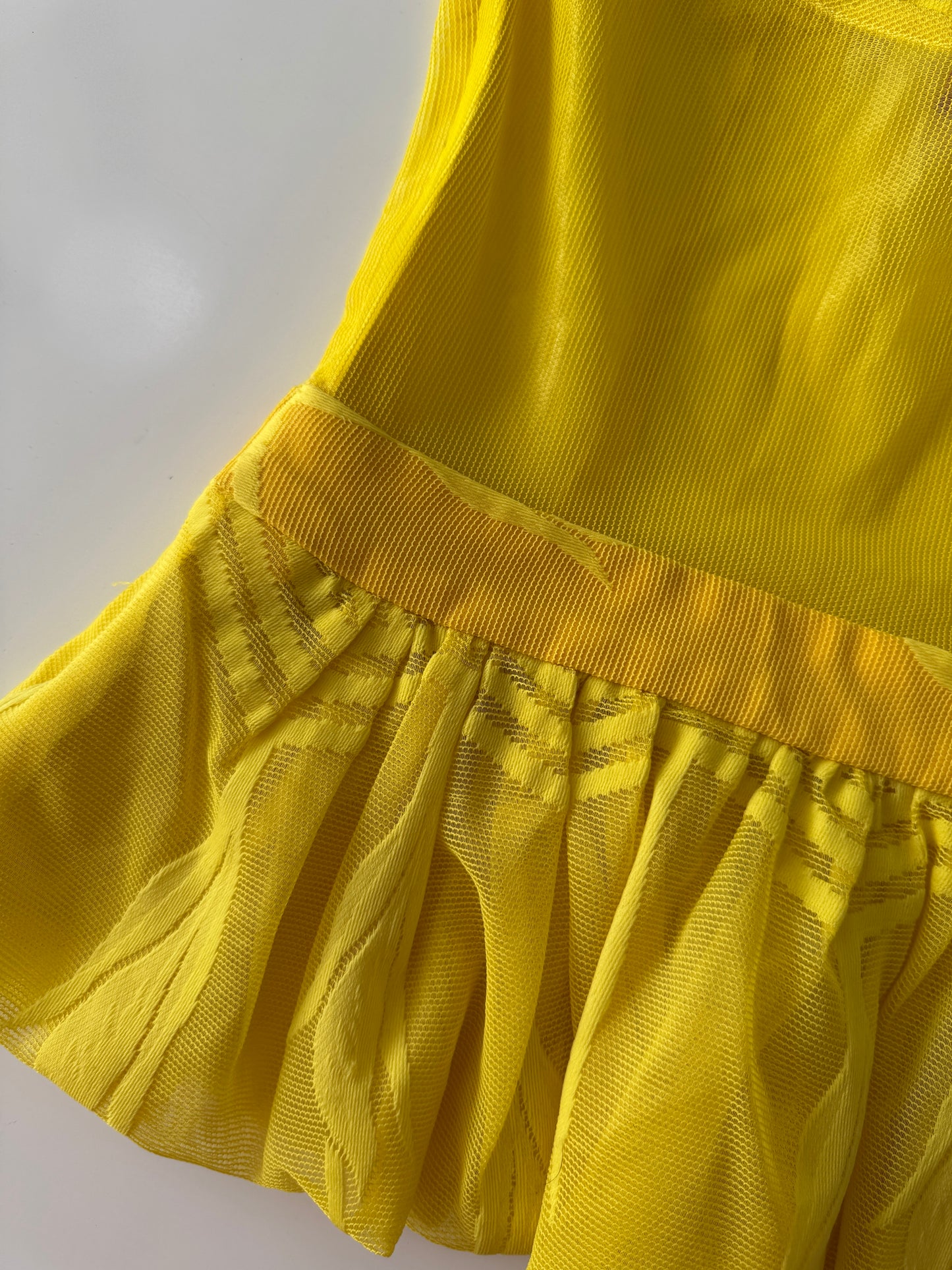 Top amarillo de mesh, Talla S, Mujer, Denisse Duran