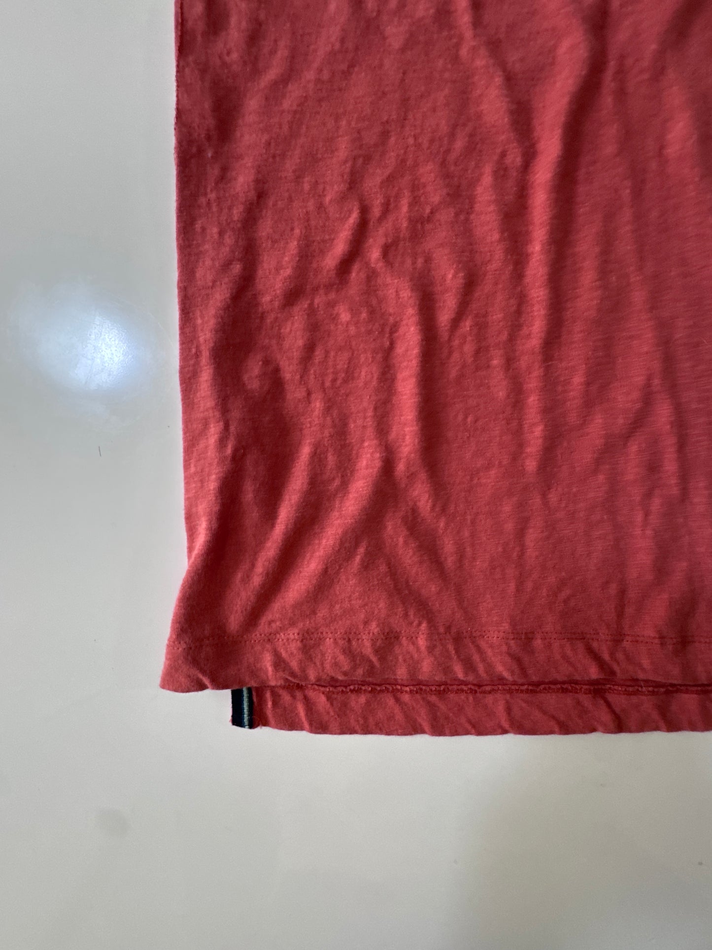 Playera color ladrillo, Talla M, Hombre, Weekend