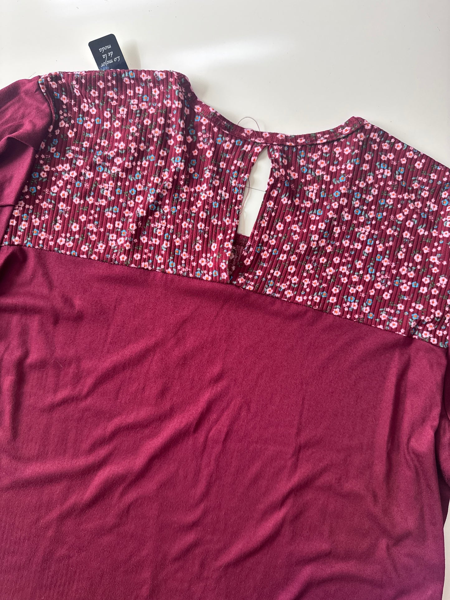Playera estampada guinda, Talla M/L, Mujer, Creaciones HR