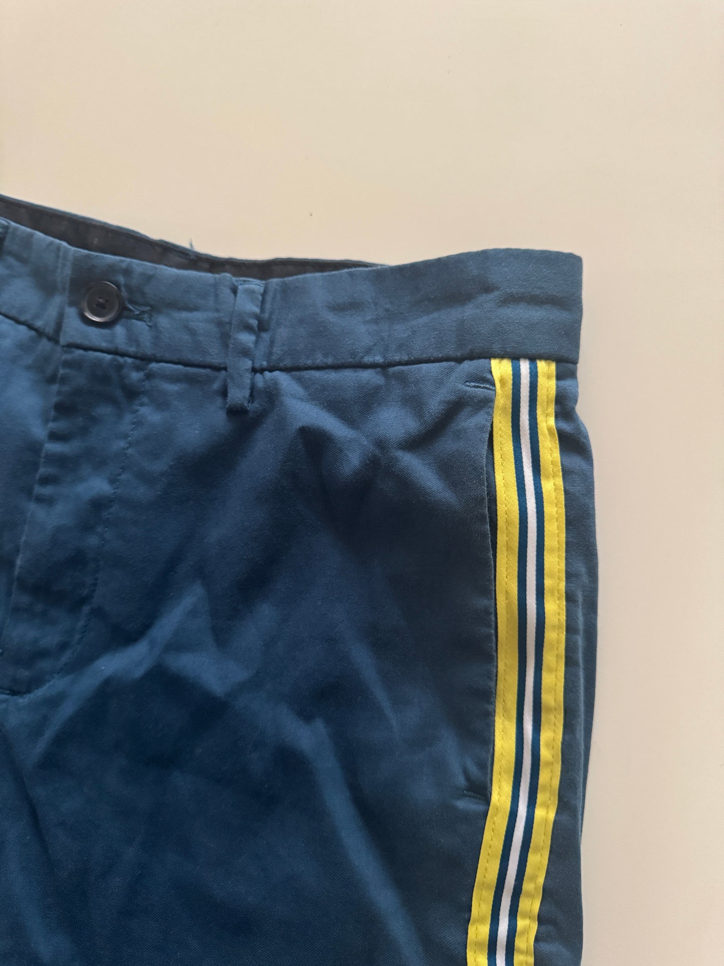 Shorts azules con rayas laterales, Talla 29, Calvin Klein, Hombre