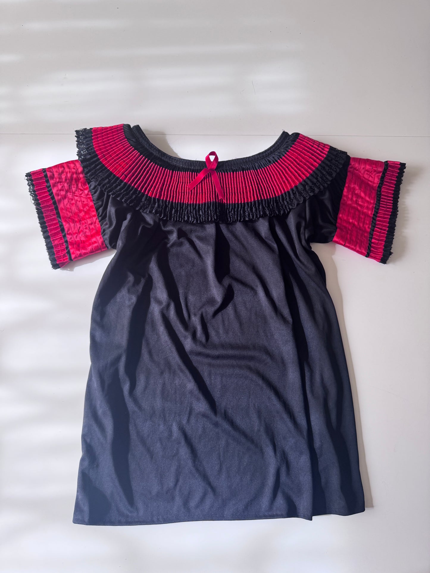 Blusa negra artesanal, Talla S/M, Mujer