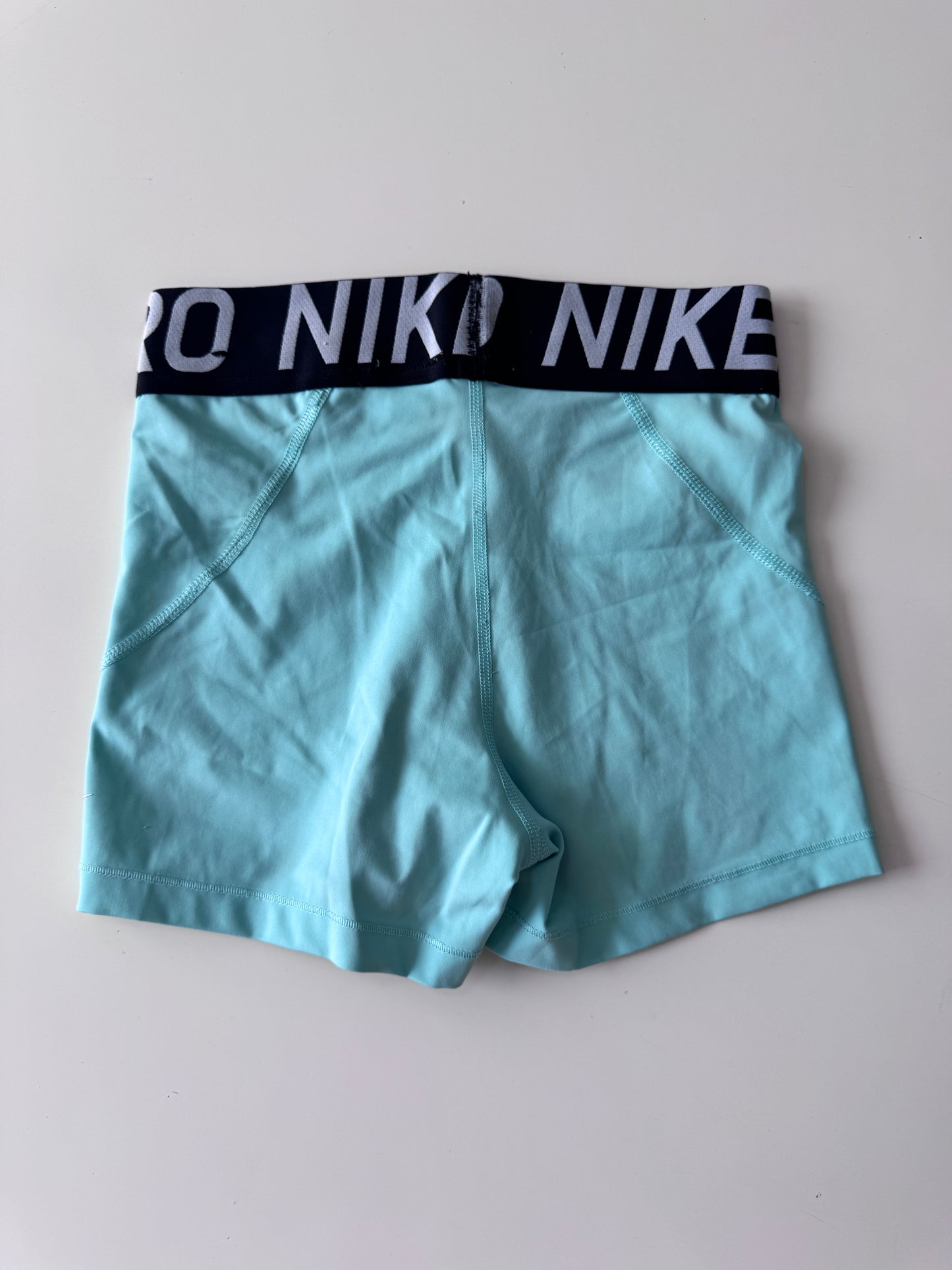 Biker shorts verde menta, Talla S, Mujer, Nike