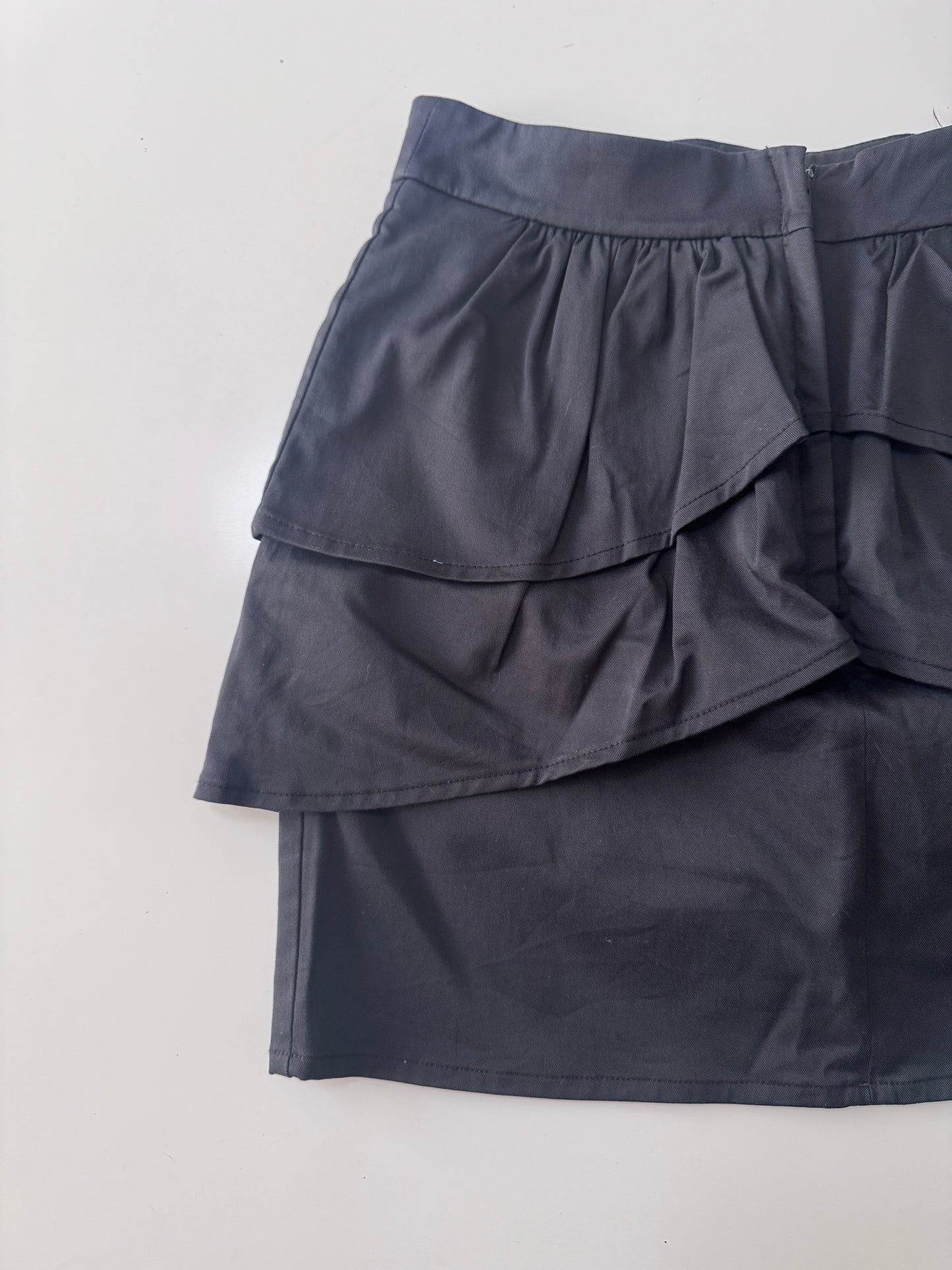 Falda negra con peplum, Talla 8 Usa, 38 Eur, Mujer, H&M