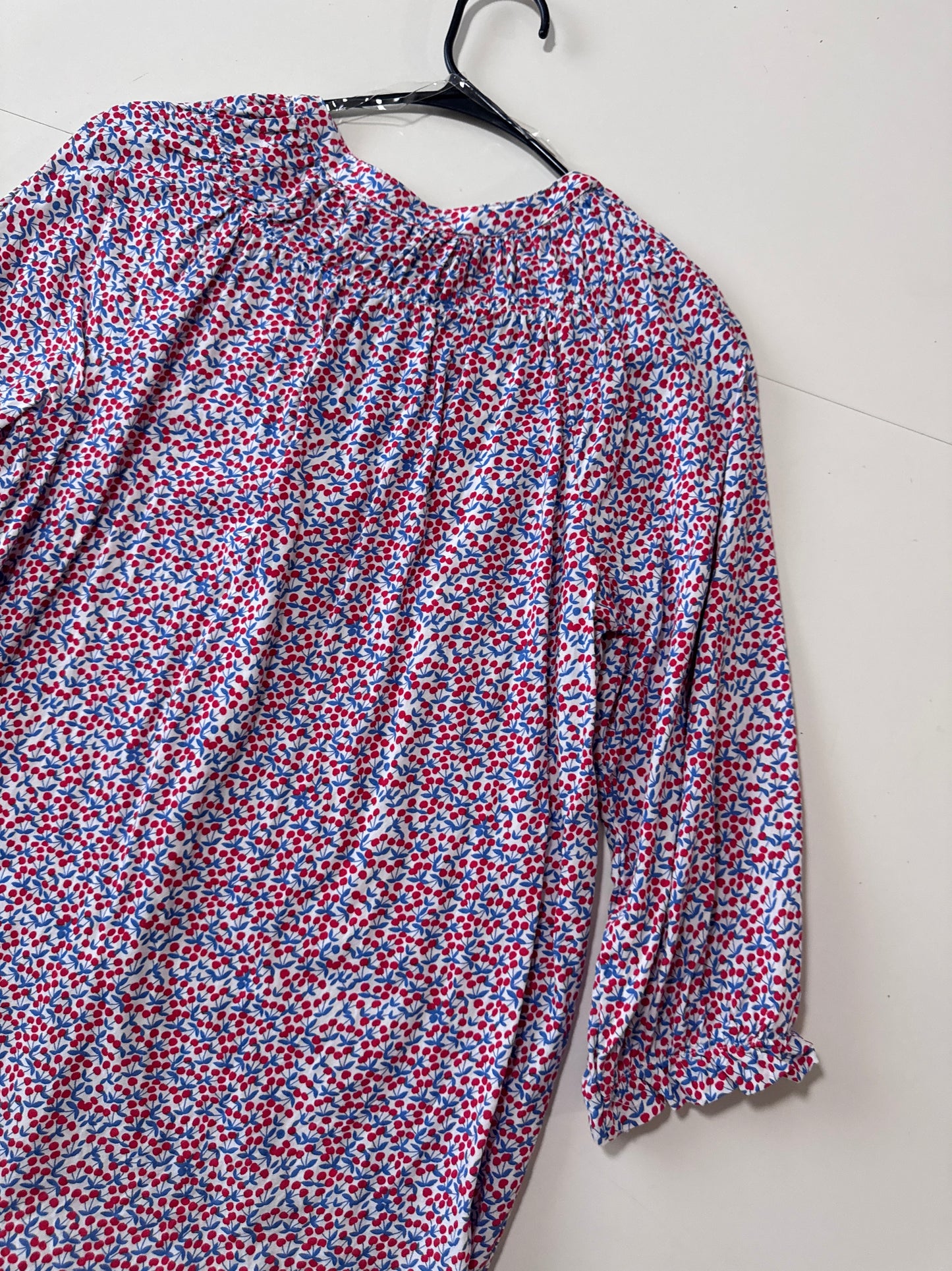 Blusa estampada de cerezas, Talla S, Mujer, Weekend