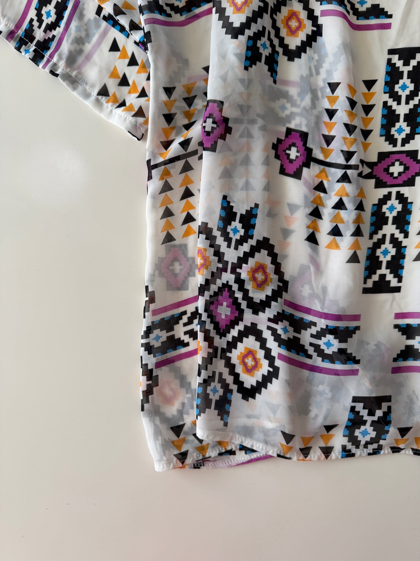 Sobretodo estampado tribal blanco, Unitalla