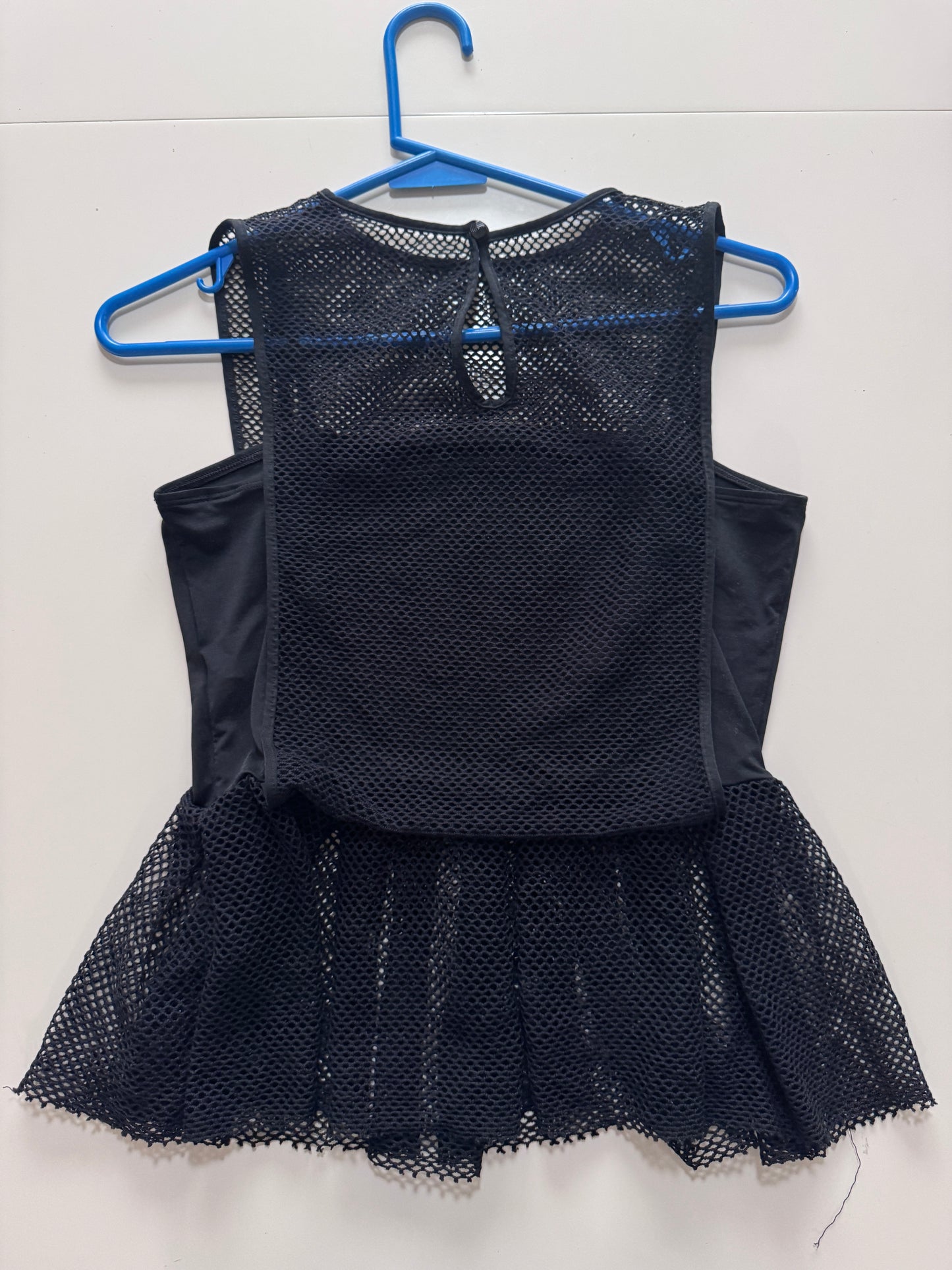 Blusa negra con mesh, Talla M, Mujer