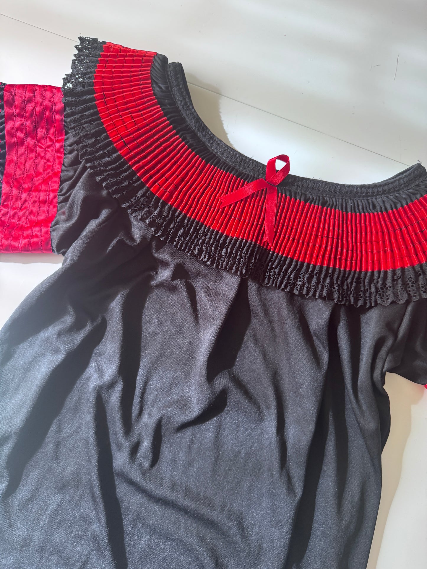 Blusa negra artesanal, Talla S/M, Mujer