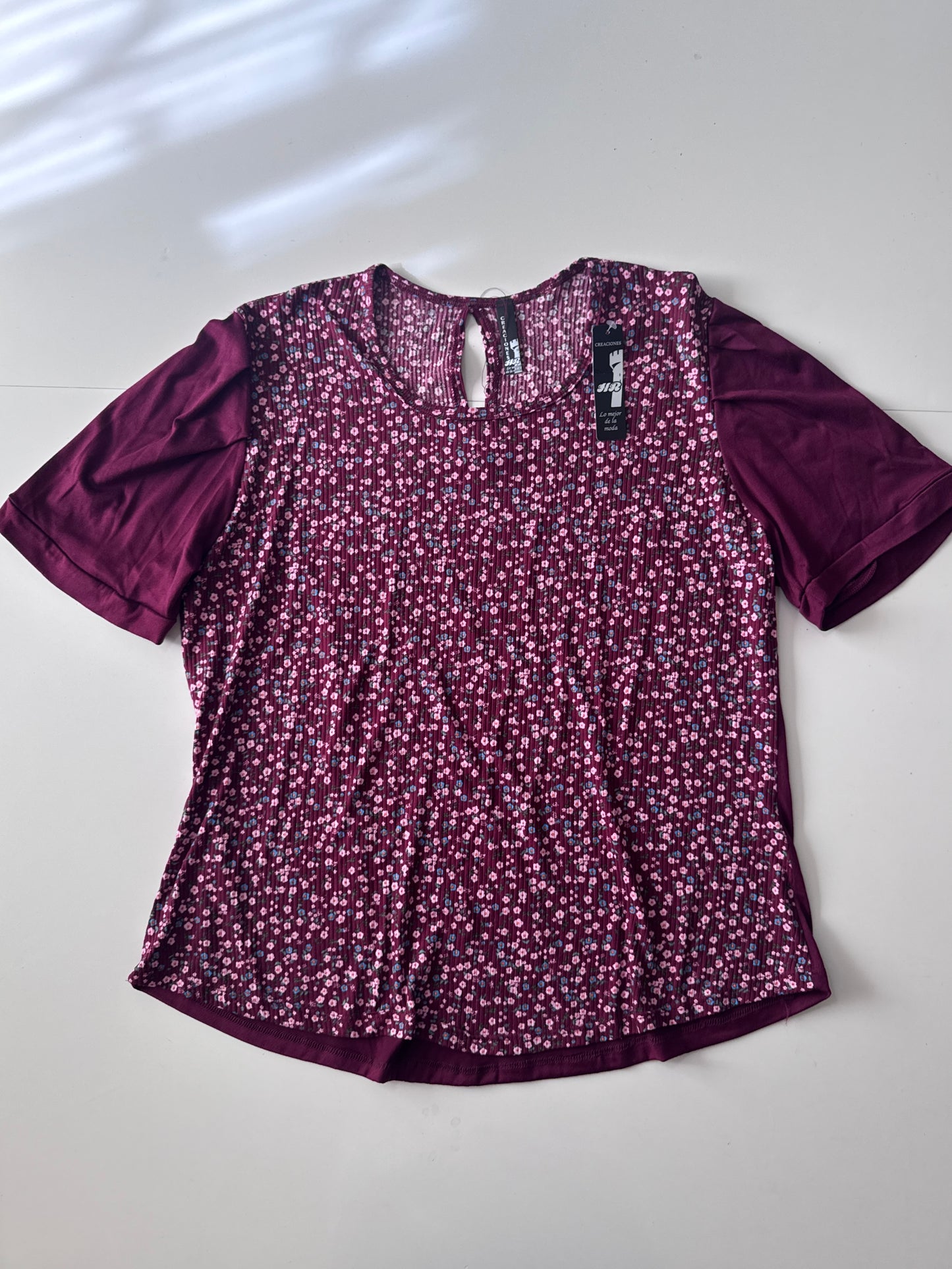 Playera estampada guinda, Talla M/L, Mujer, Creaciones HR