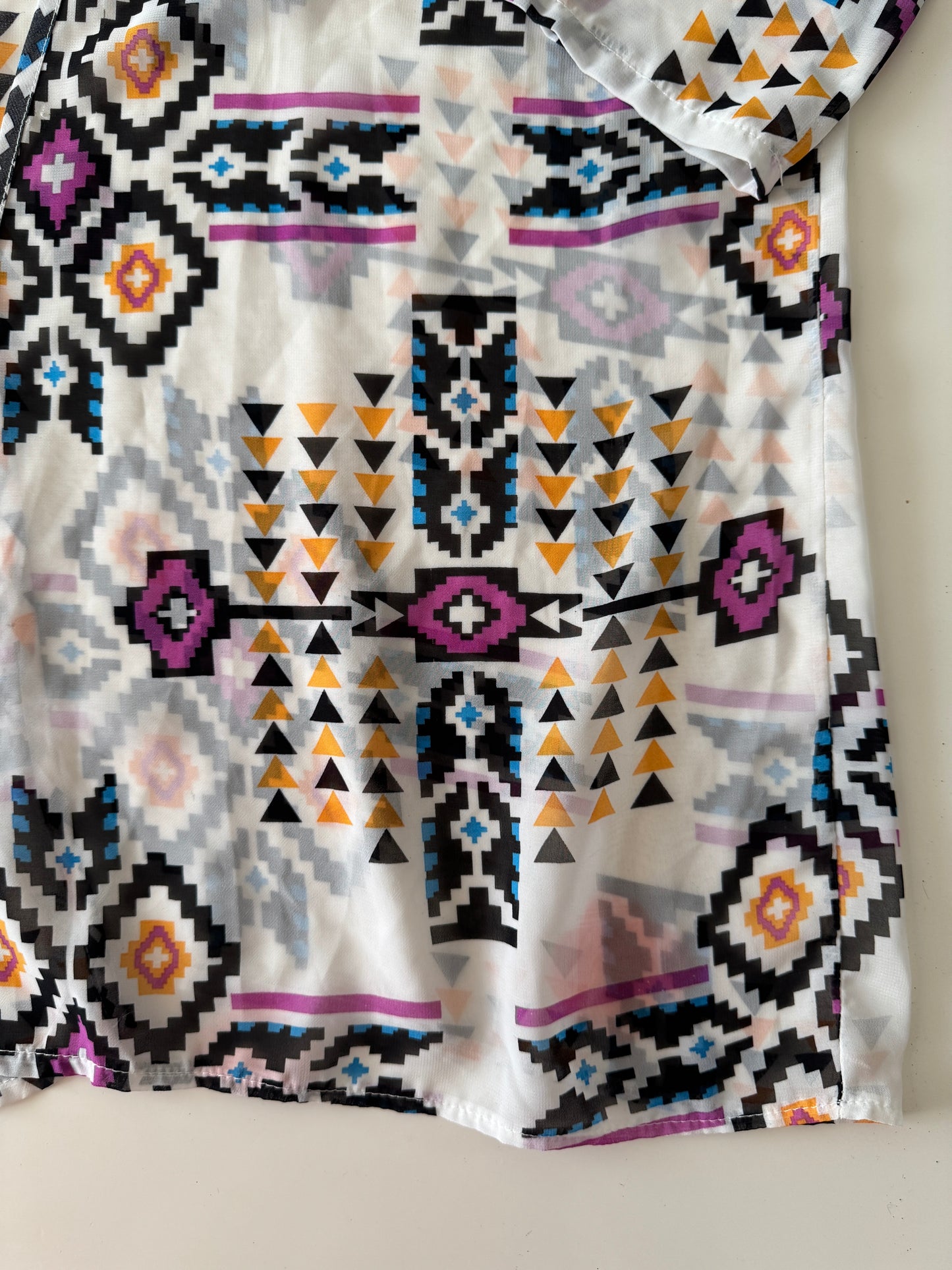 Sobretodo estampado tribal blanco, Unitalla