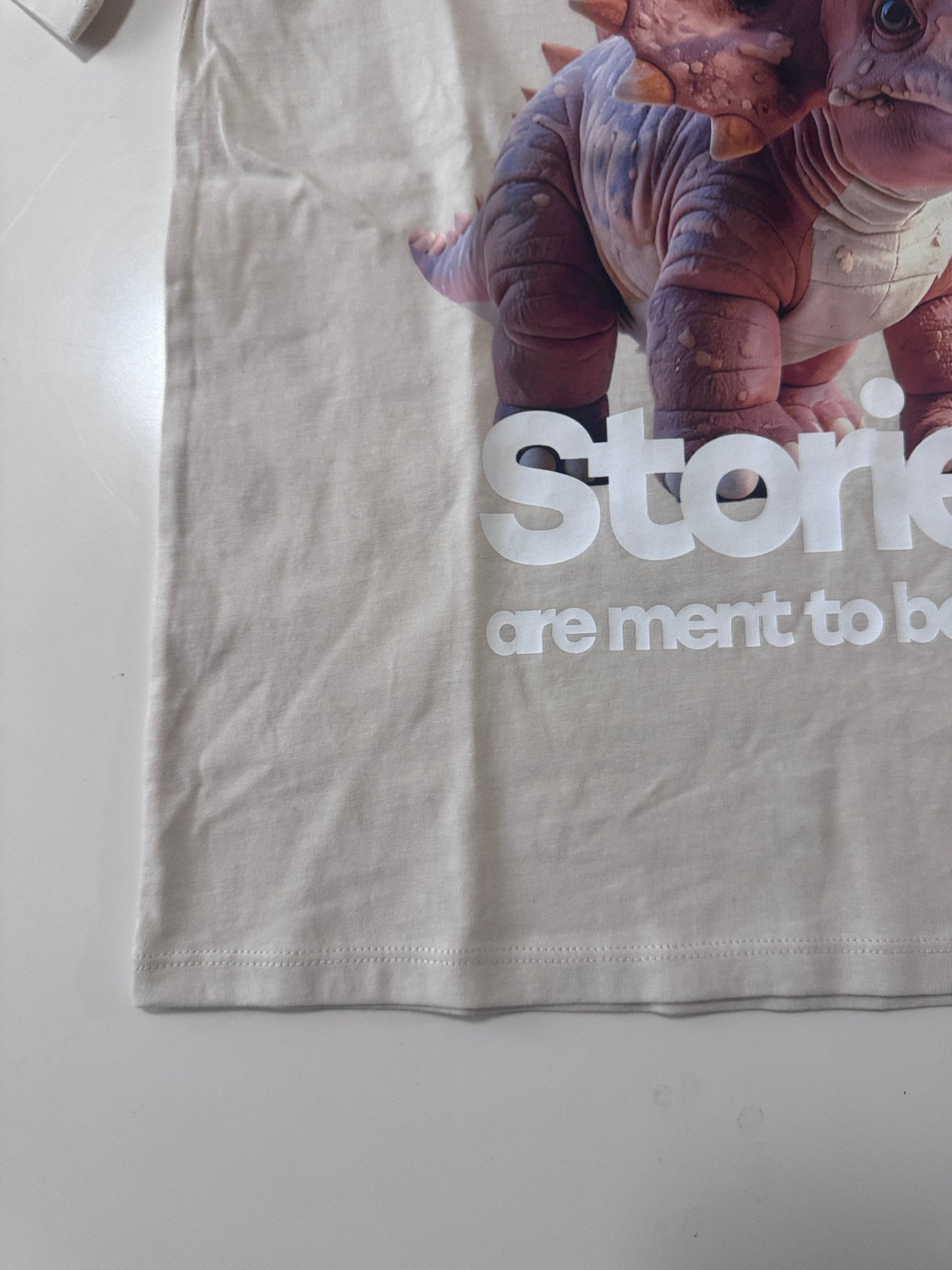 Playera dinosaurio, Talla 8-10 niño, H&M