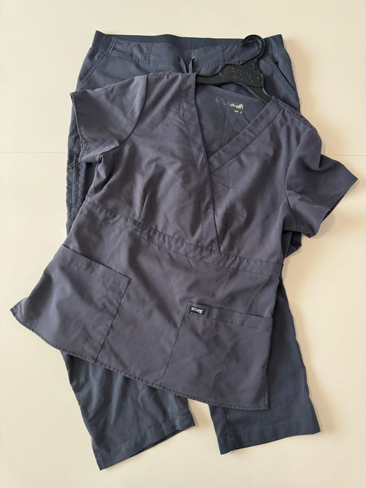 Uniforme de disciplina medica, Talla L, Mujer