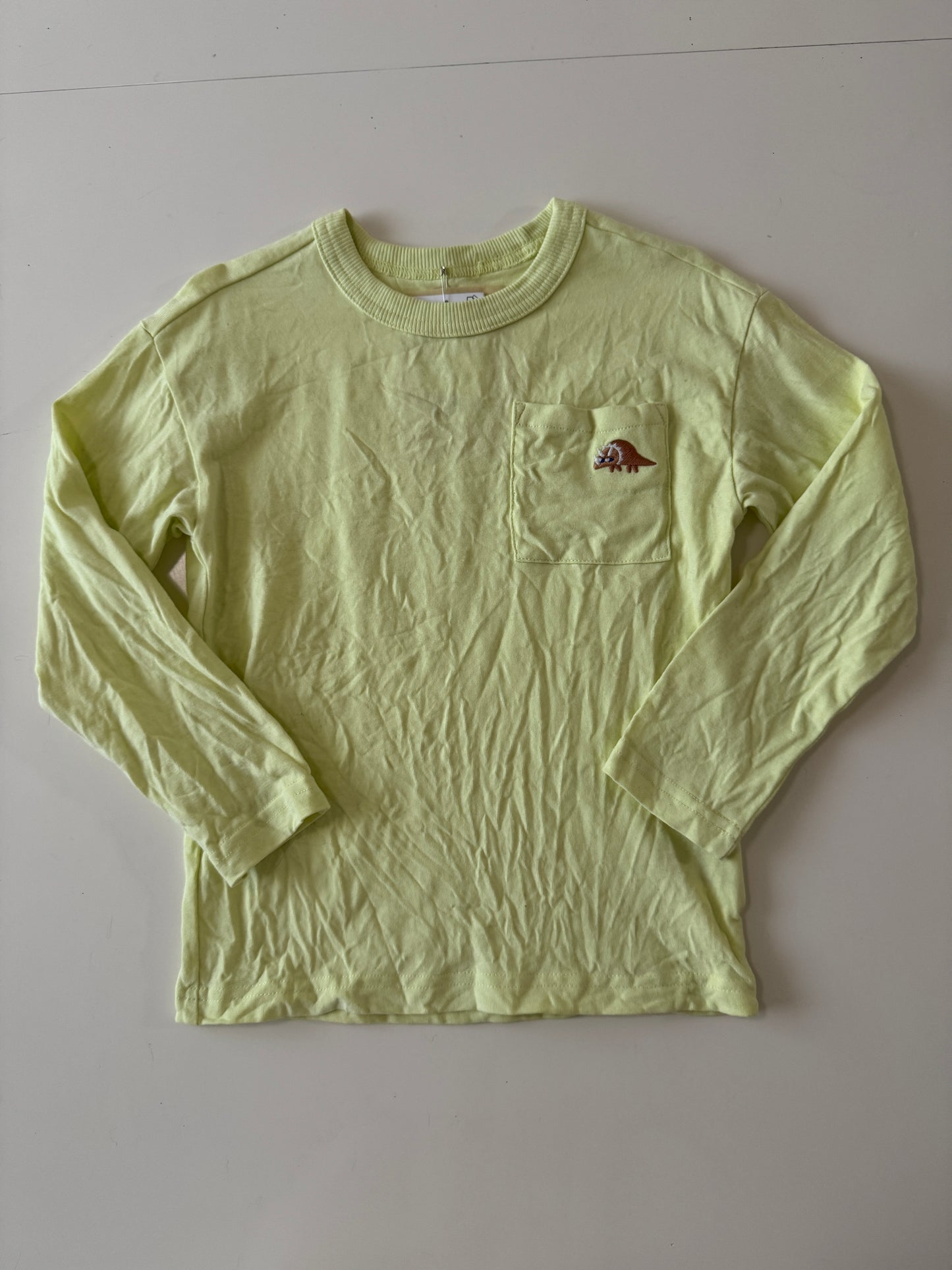 Playera verde limon, manga larga, Talla 4-6 años, Niño